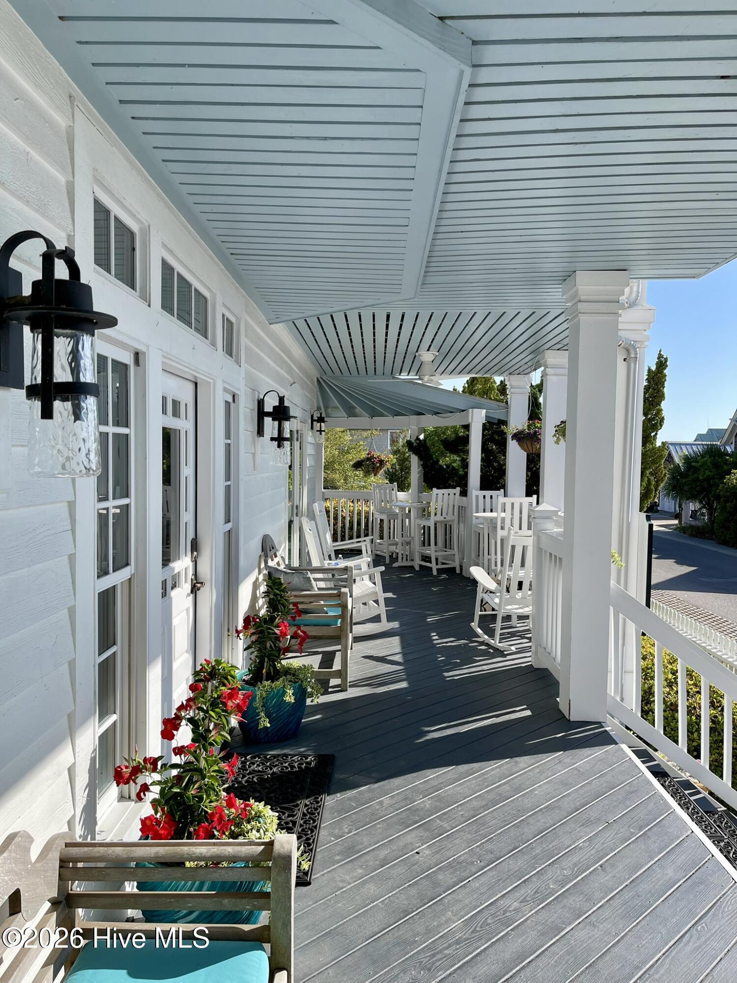 100559569 | Photo 51