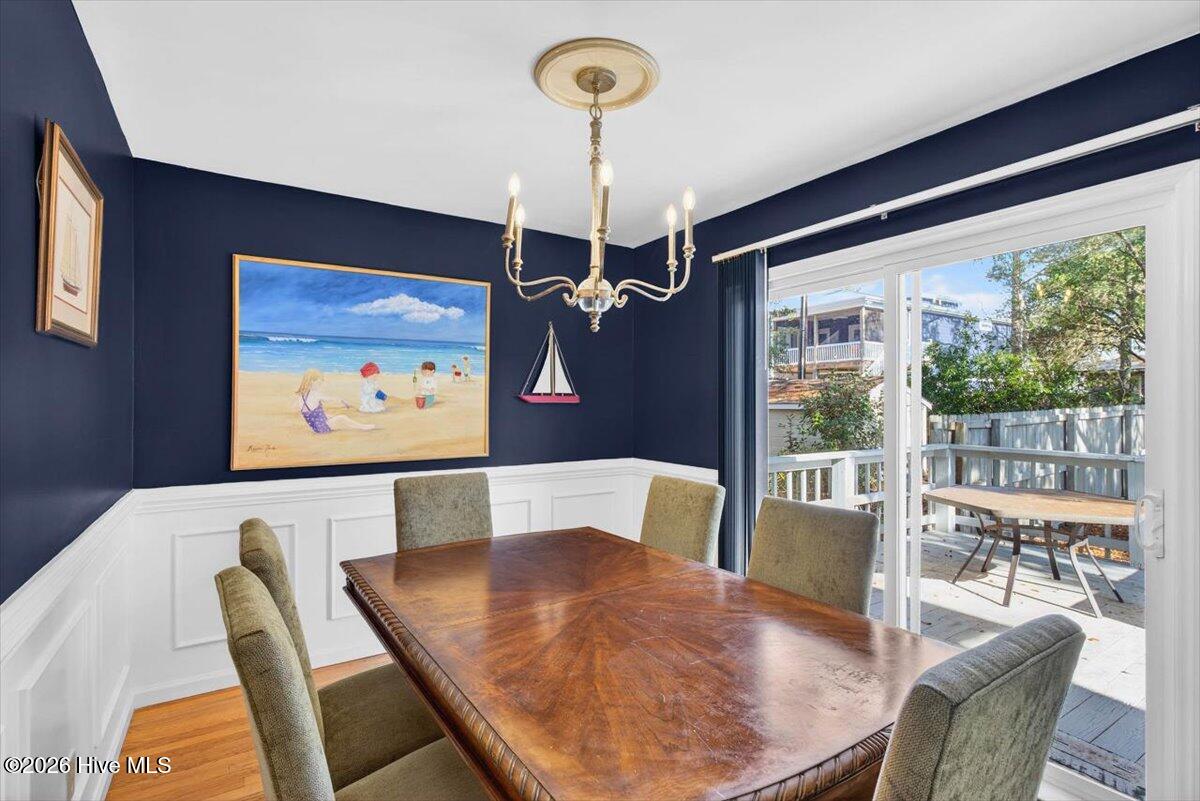 100549781 | Photo 19