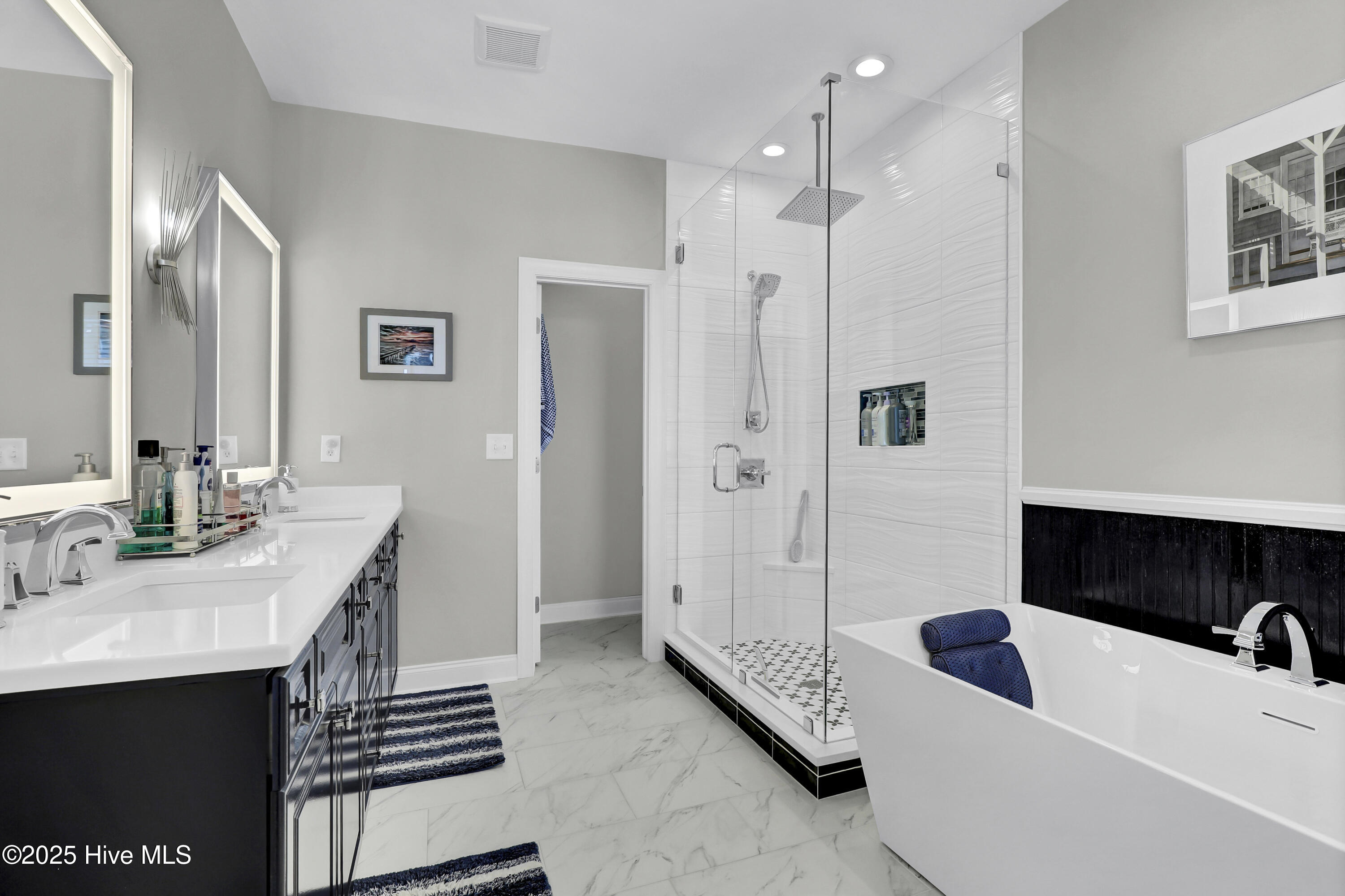 100529954 | Photo 29