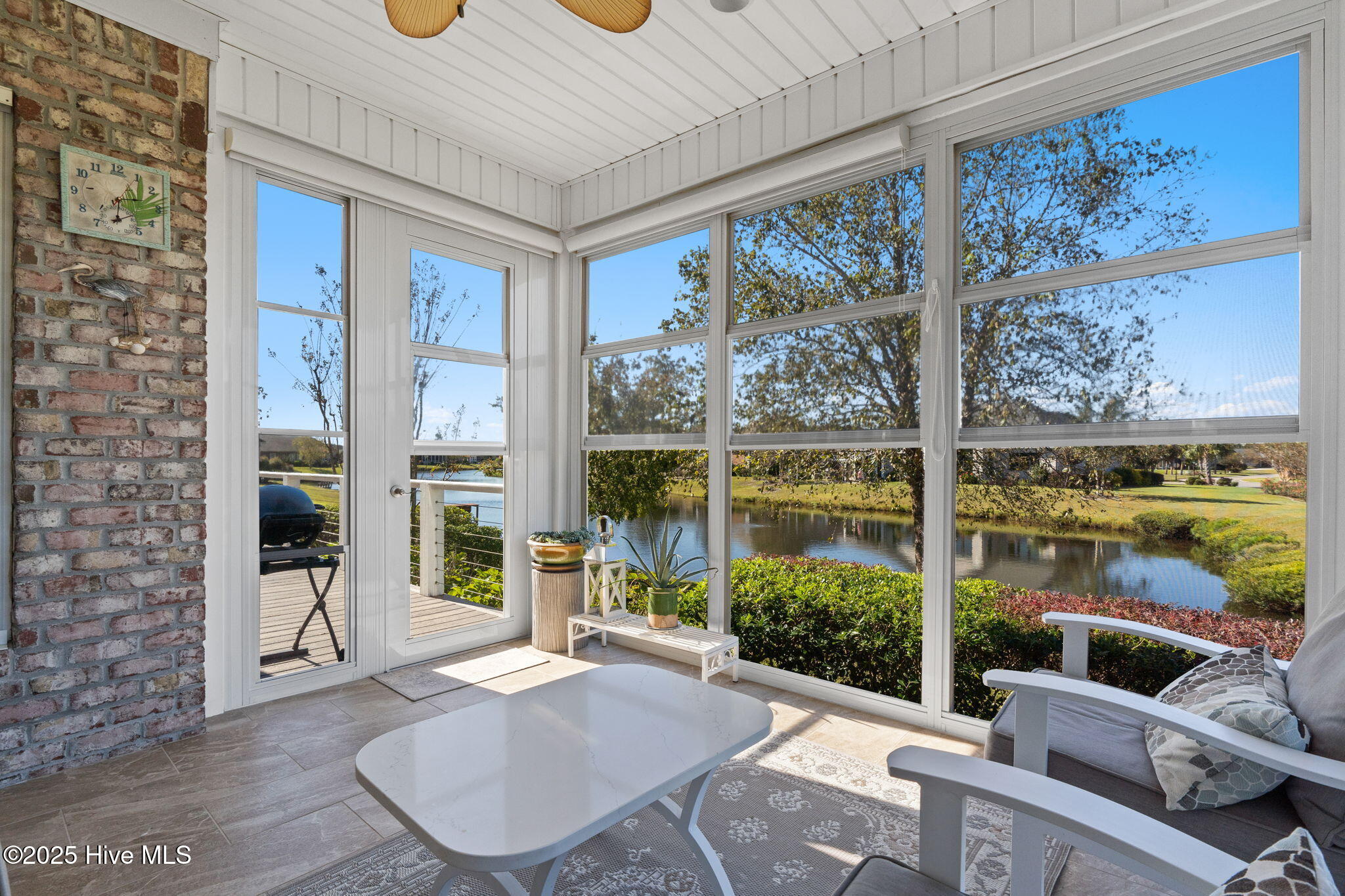 100538091 | Photo 28