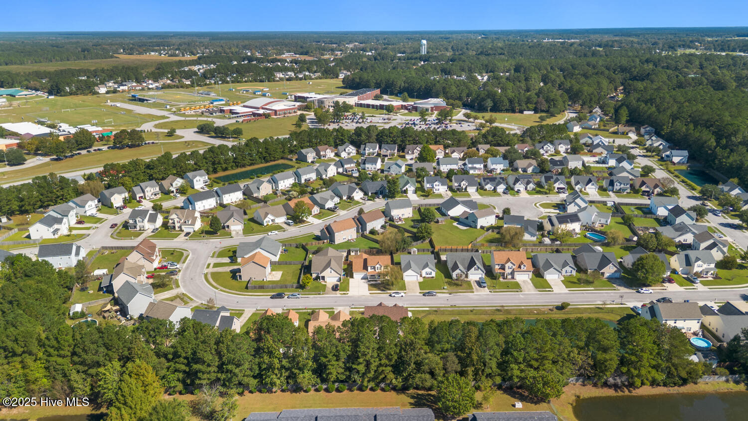 100536928 | Photo 47