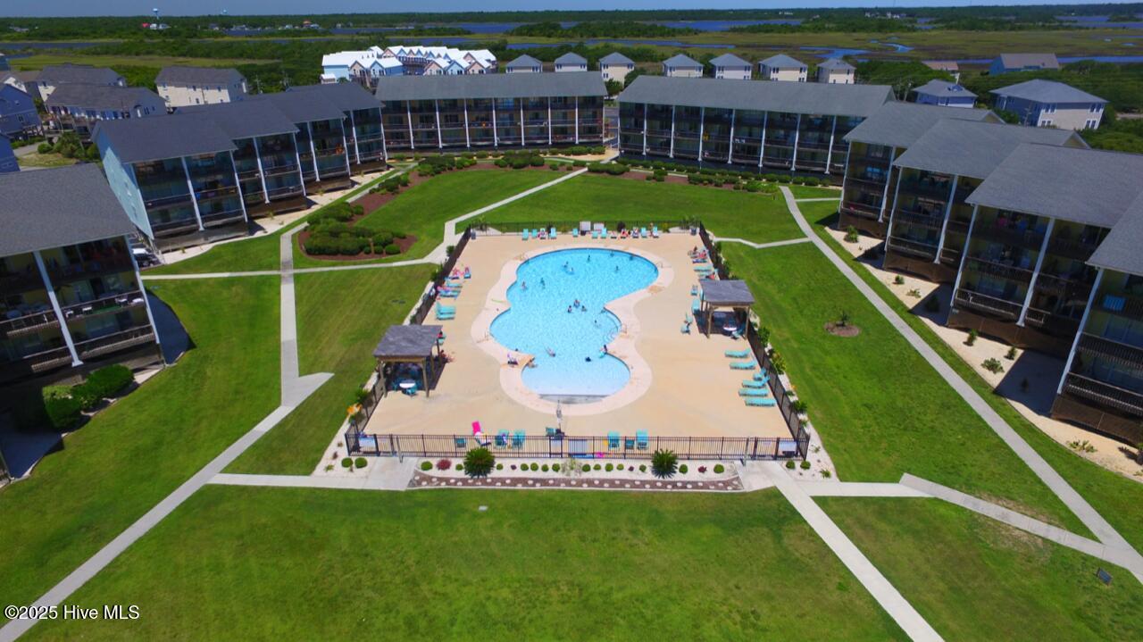 100519884 | Photo 24