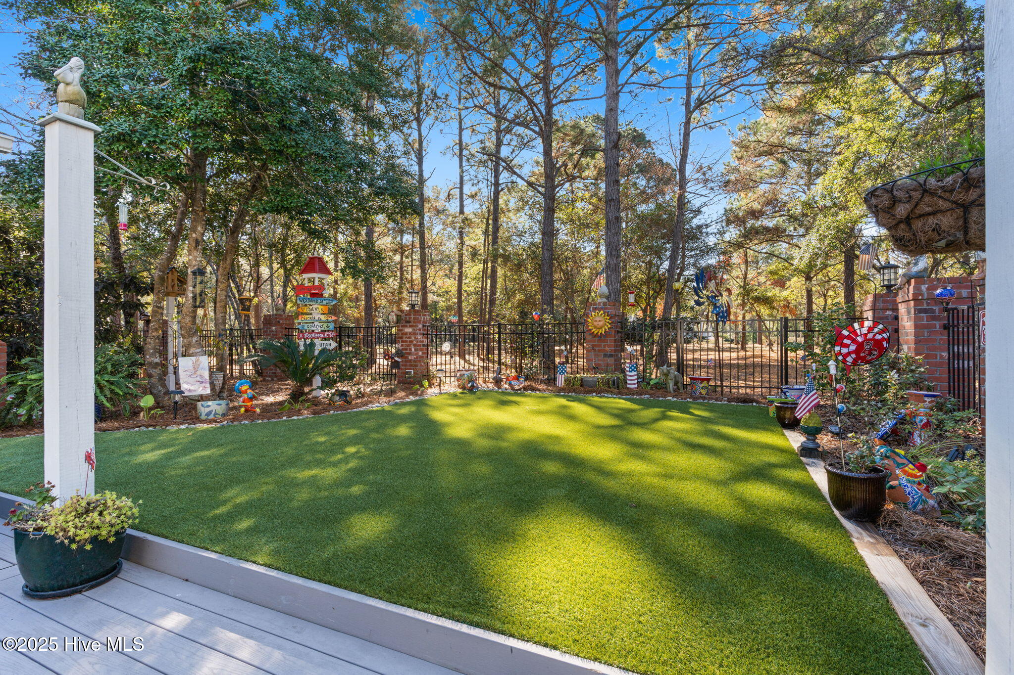 100544060 | Photo 59