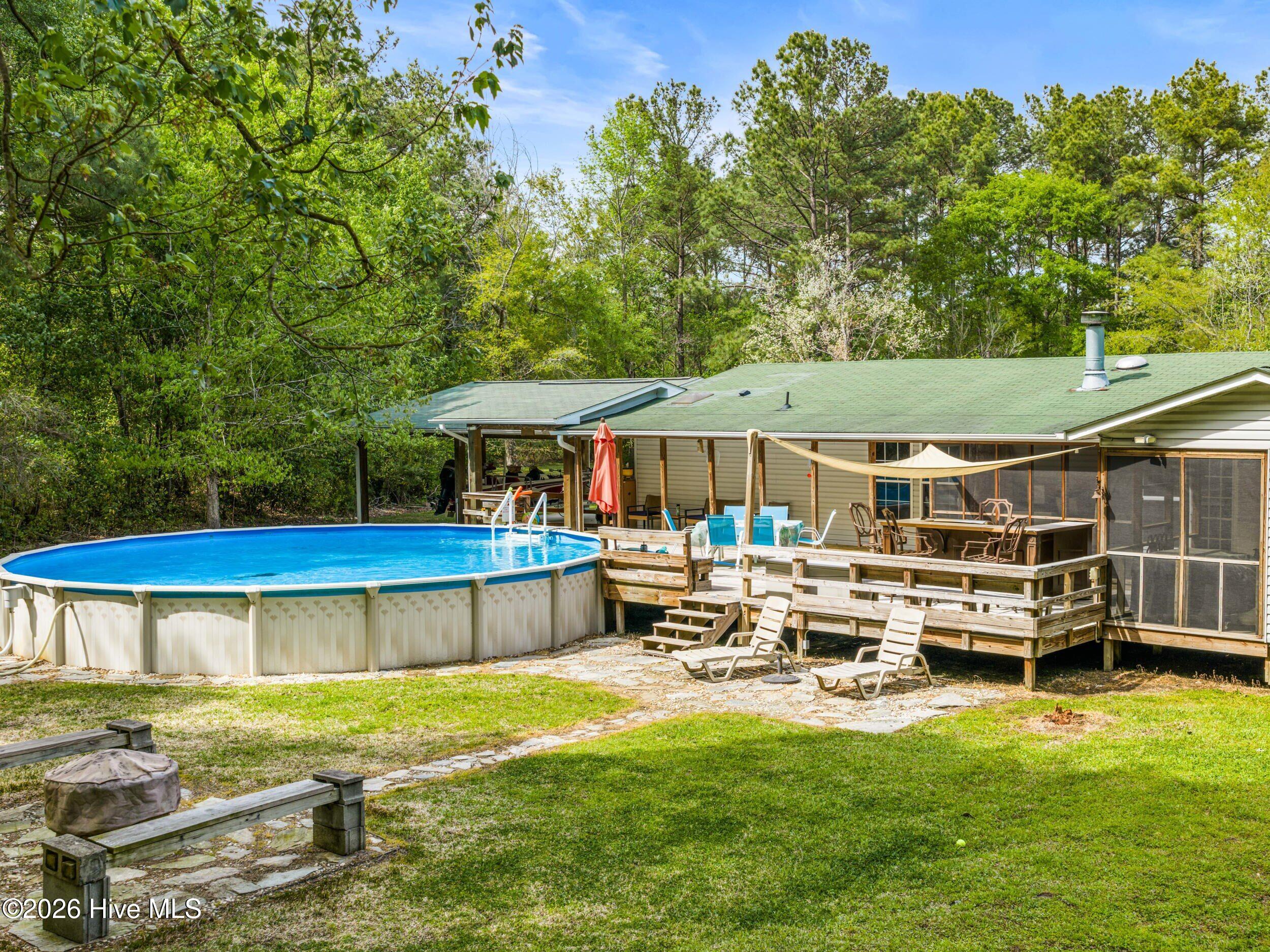 100566420 | Photo 92