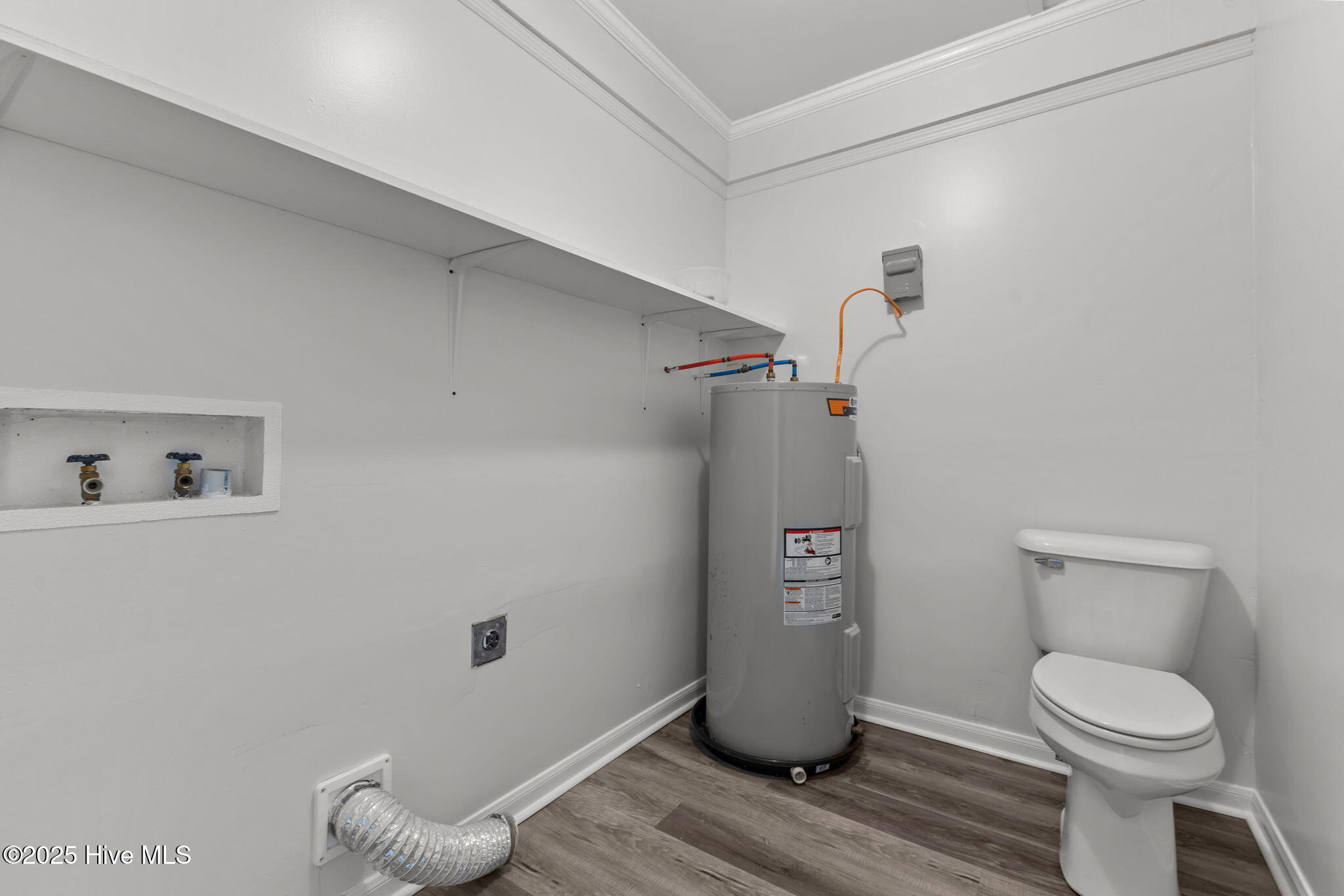 100526515 | Photo 24