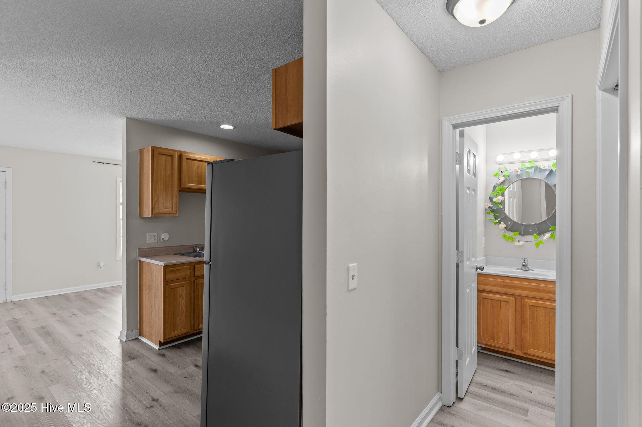 100534233 | Photo 14