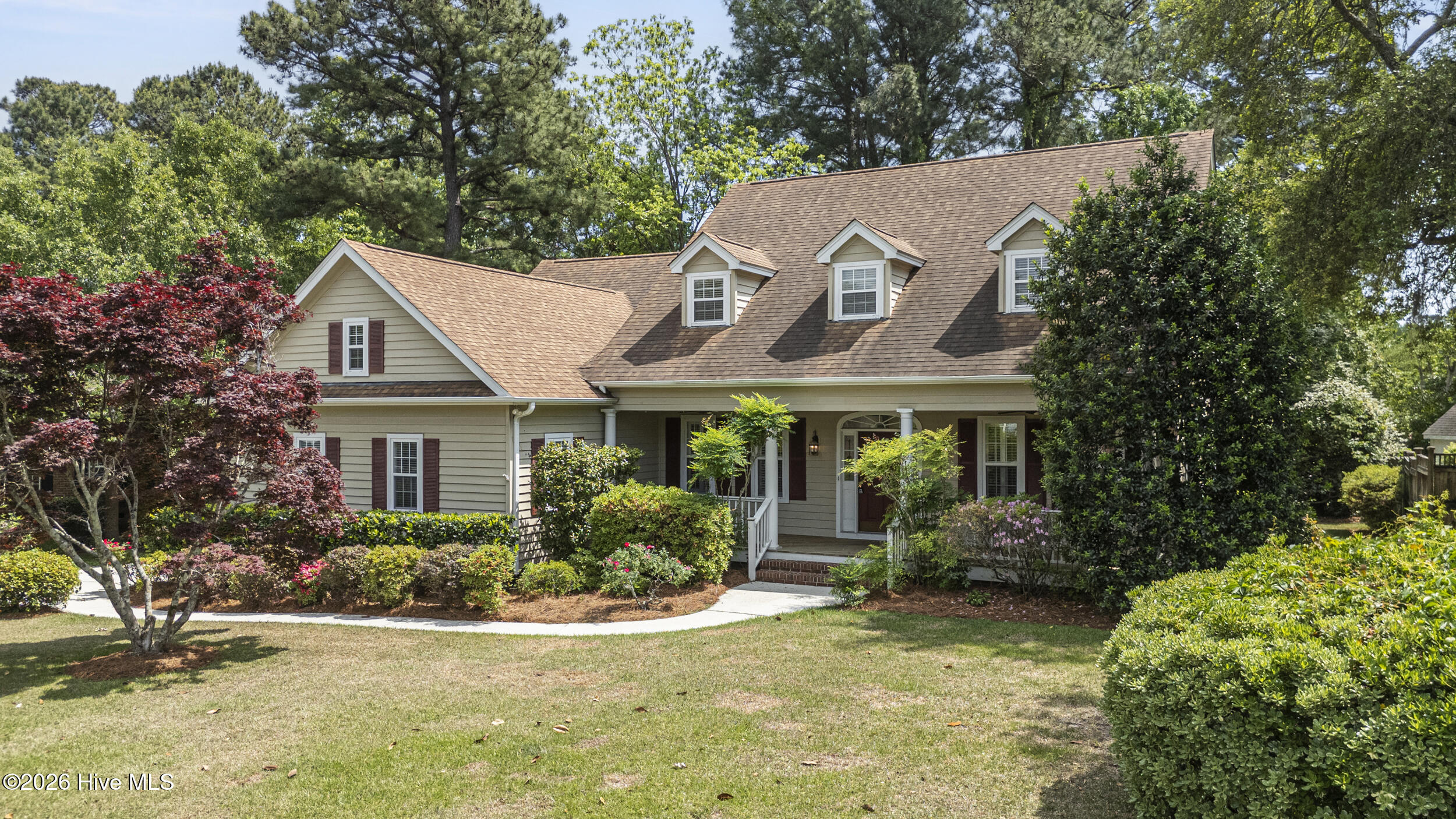 100569840 | Photo 56