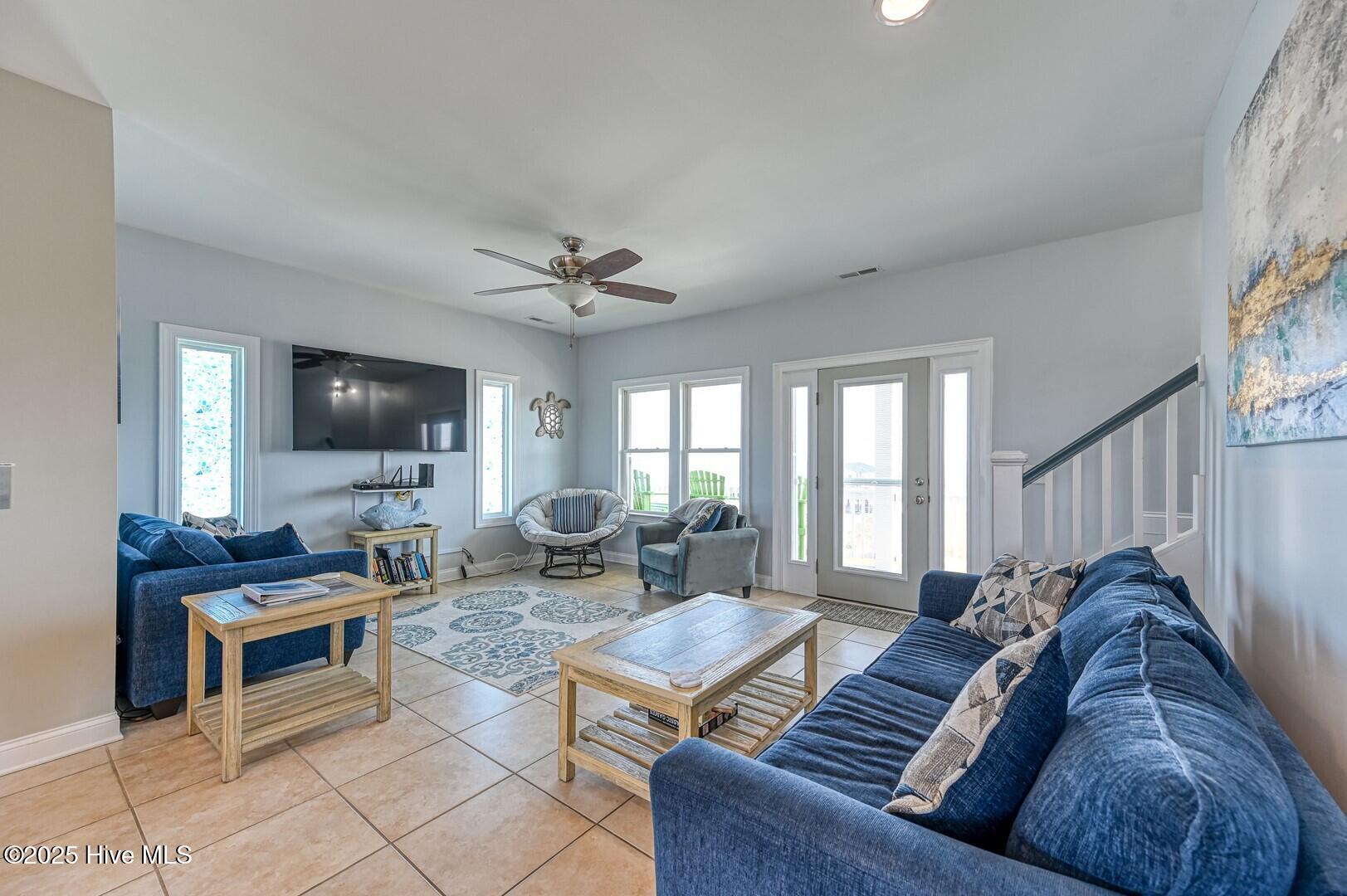 100496177 | Photo 11