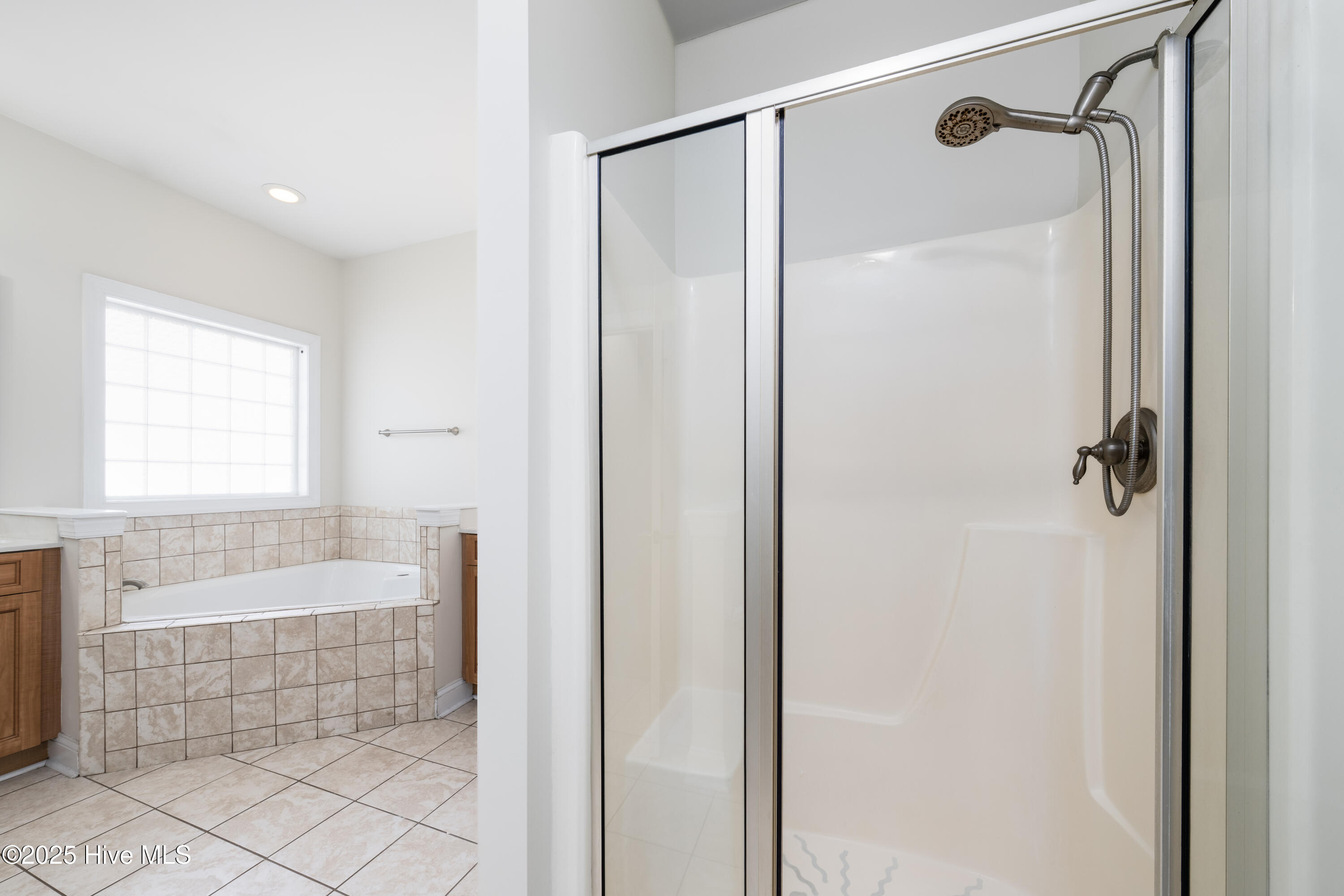 100513882 | Photo 29