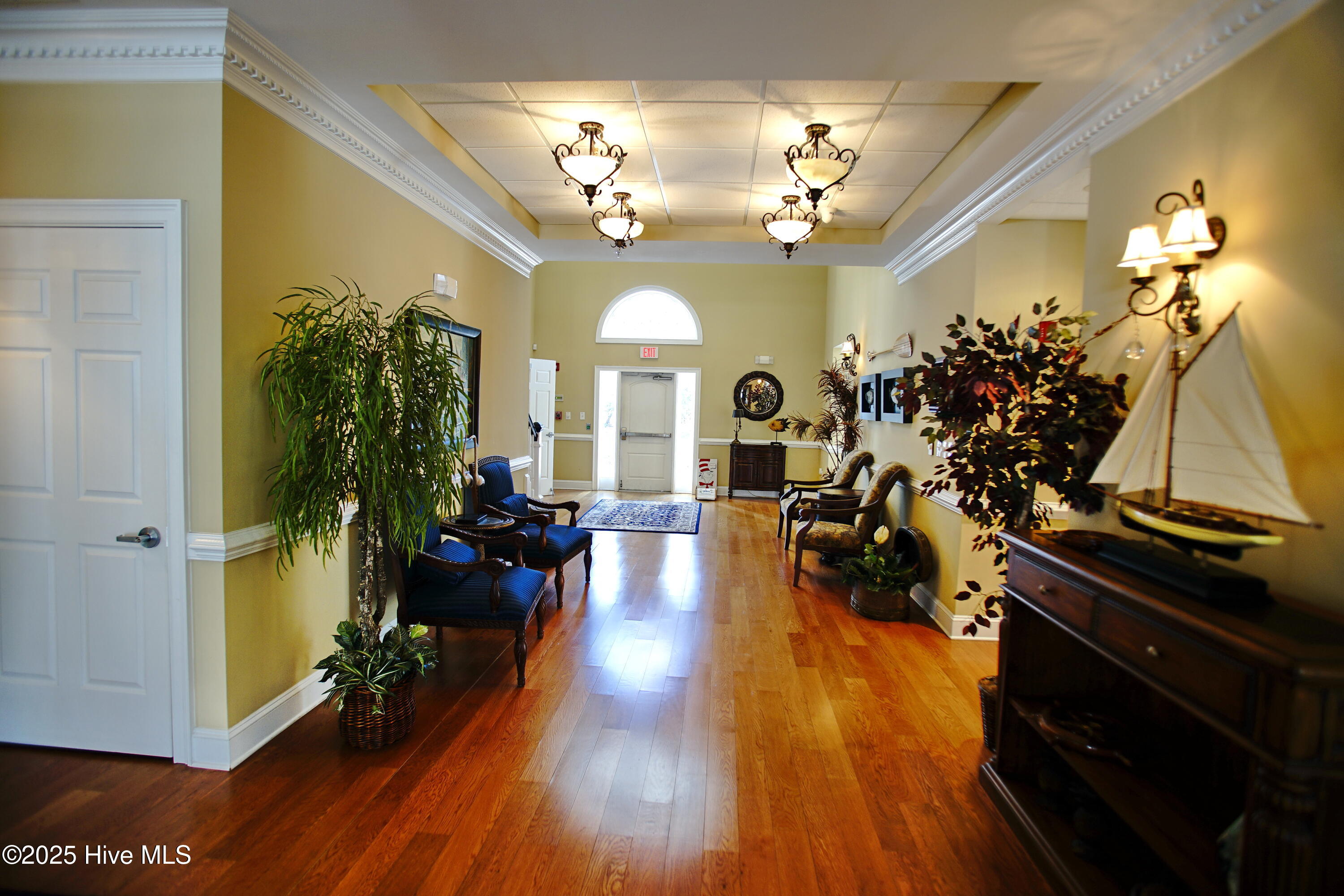 100483452 | Photo 17