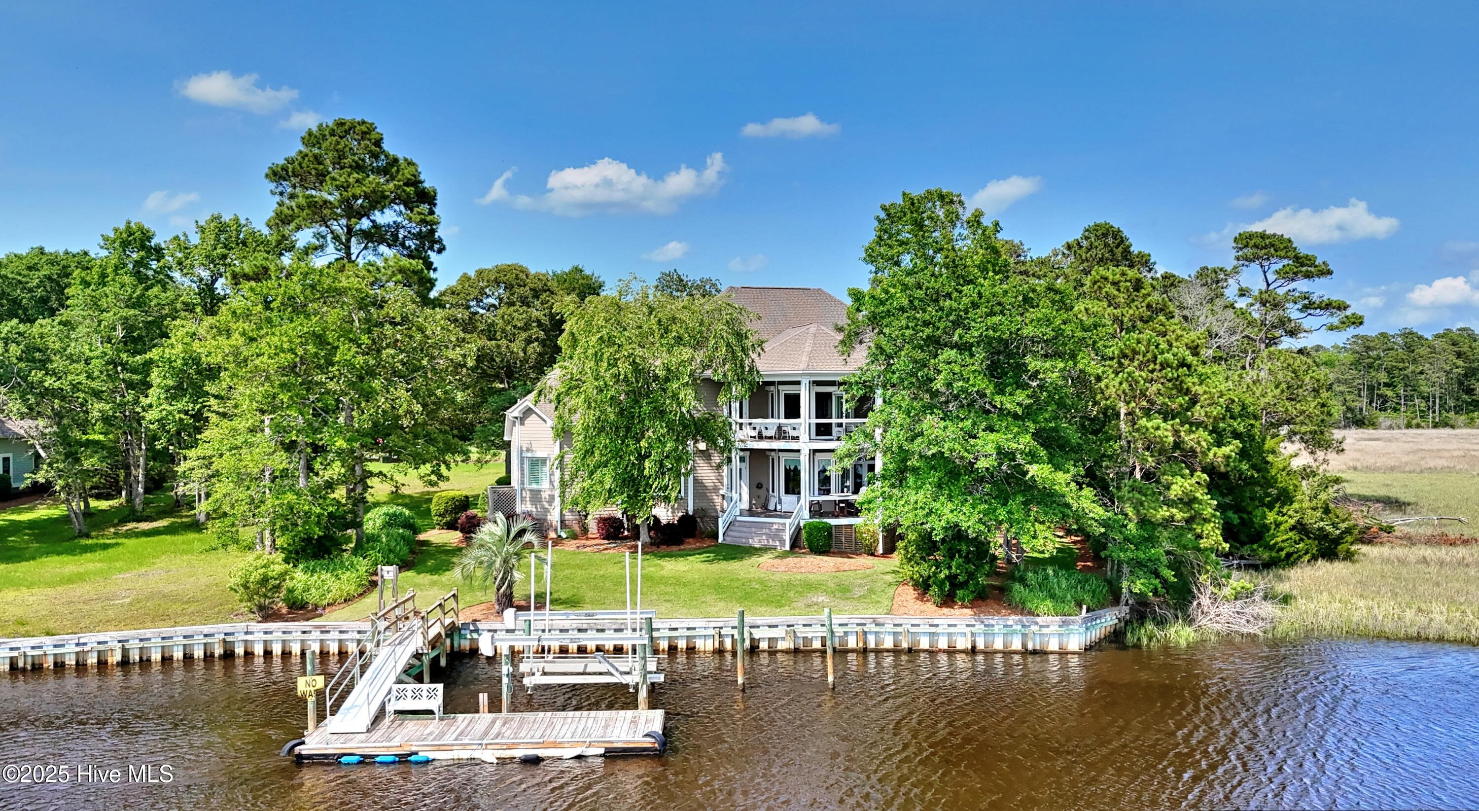 466 Herring Gull Court SE, Bolivia, NC, 28422