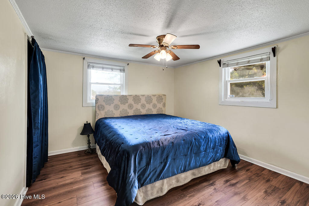 100567983 | Photo 19