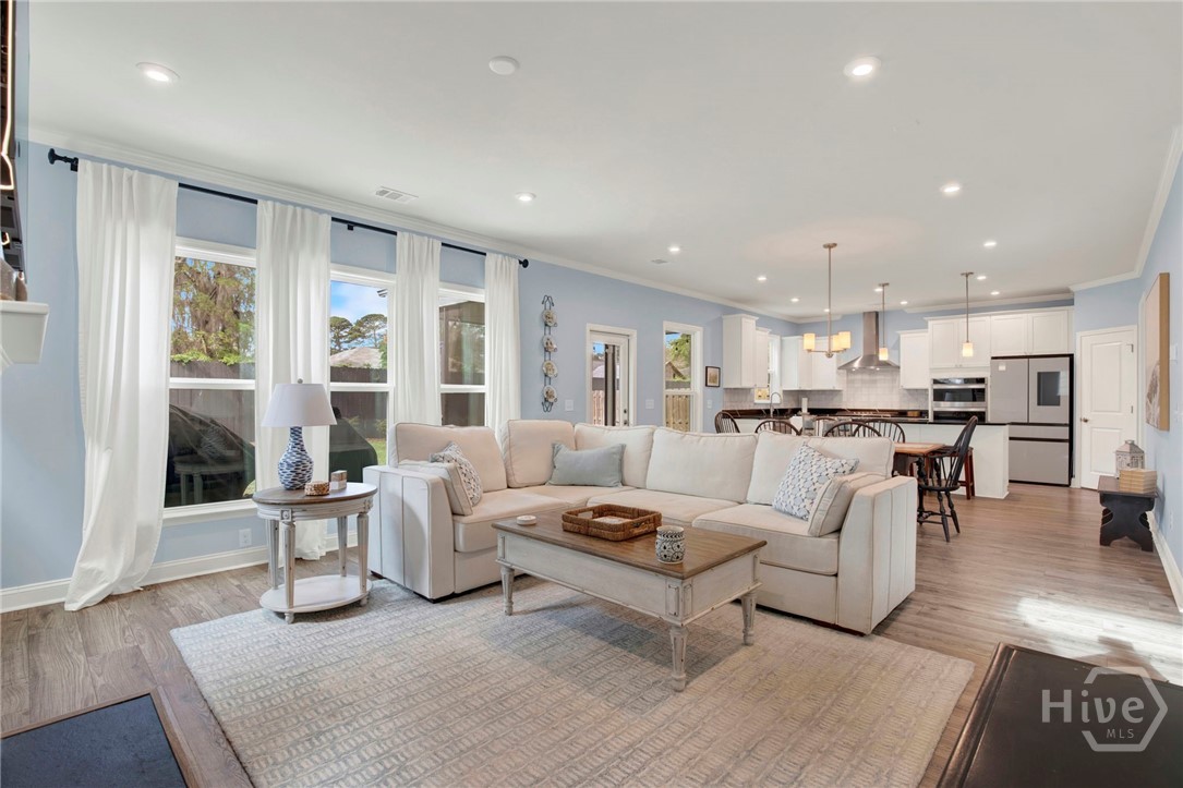 117 Canter Court