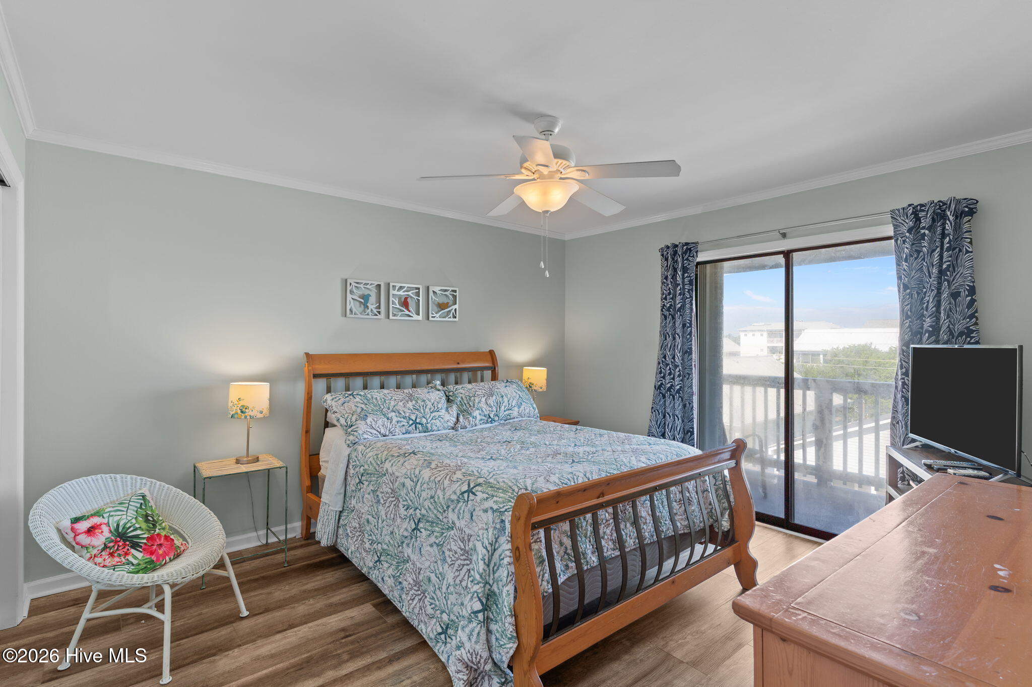 100551094 | Photo 26