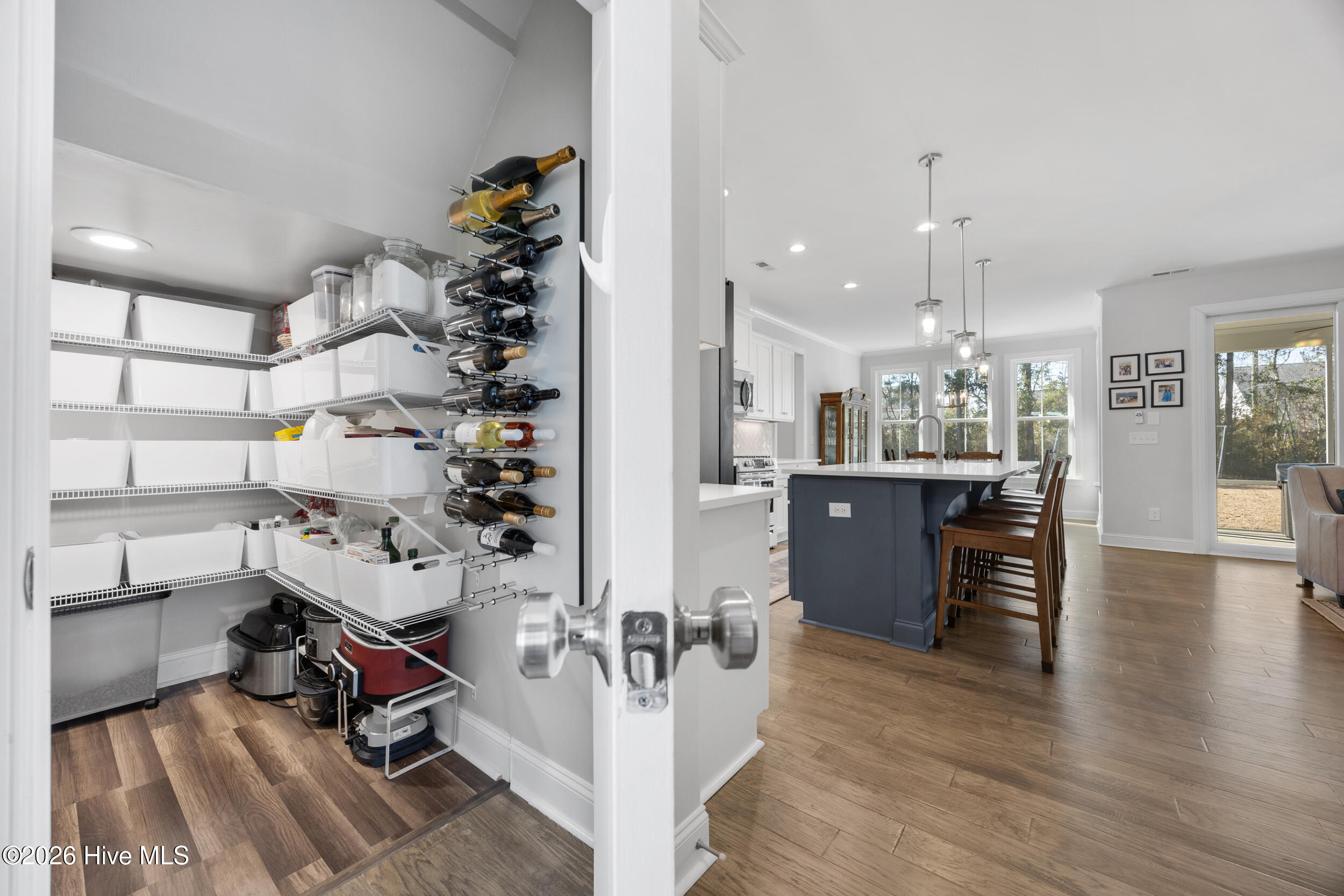 100554095 | Photo 13