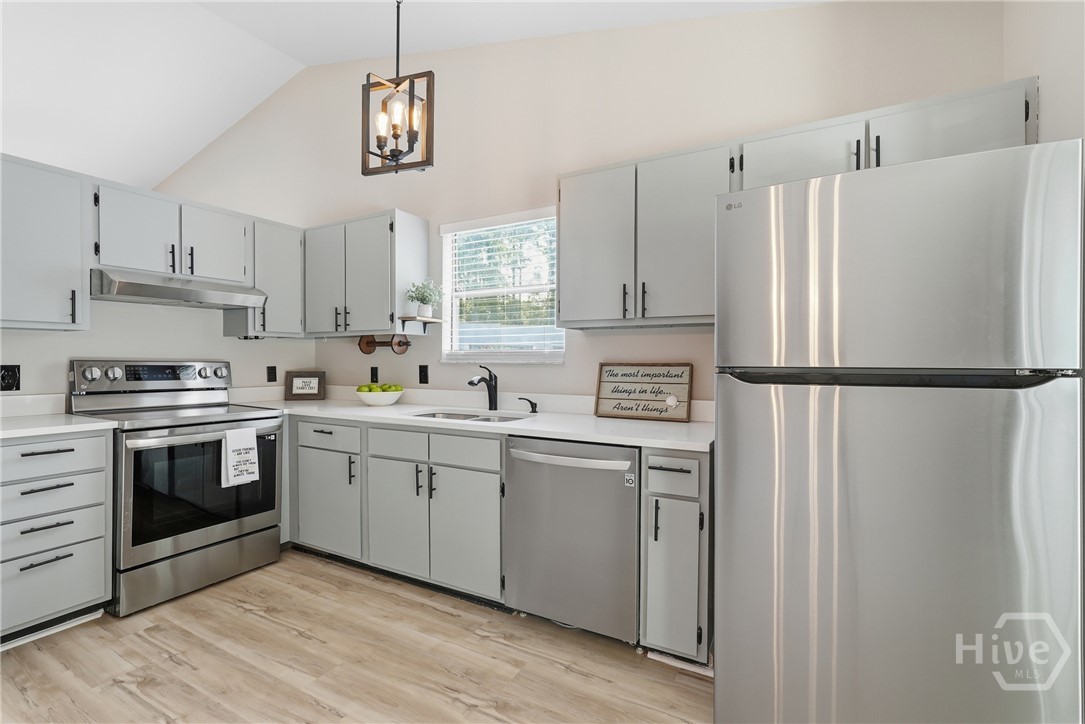 3rd image of 103 Oyster Shell Rd #D-12, Savannah, GA 31410 | MLS# SA361342