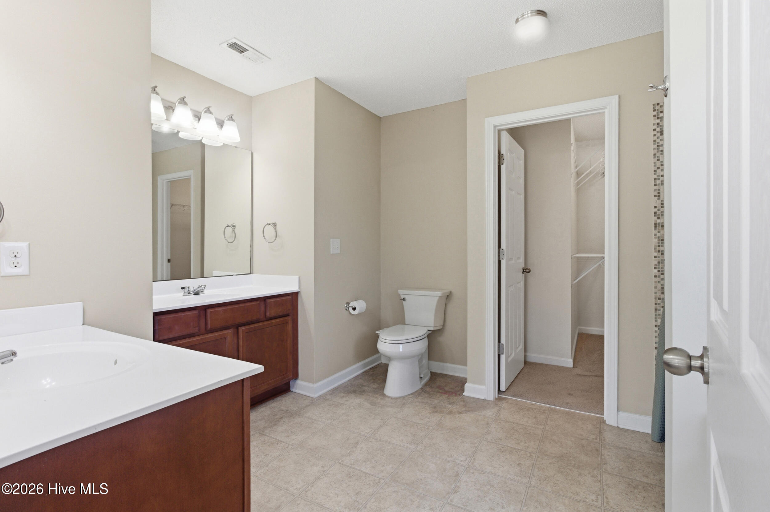 2803 Lathams Battery Drive,New Bern