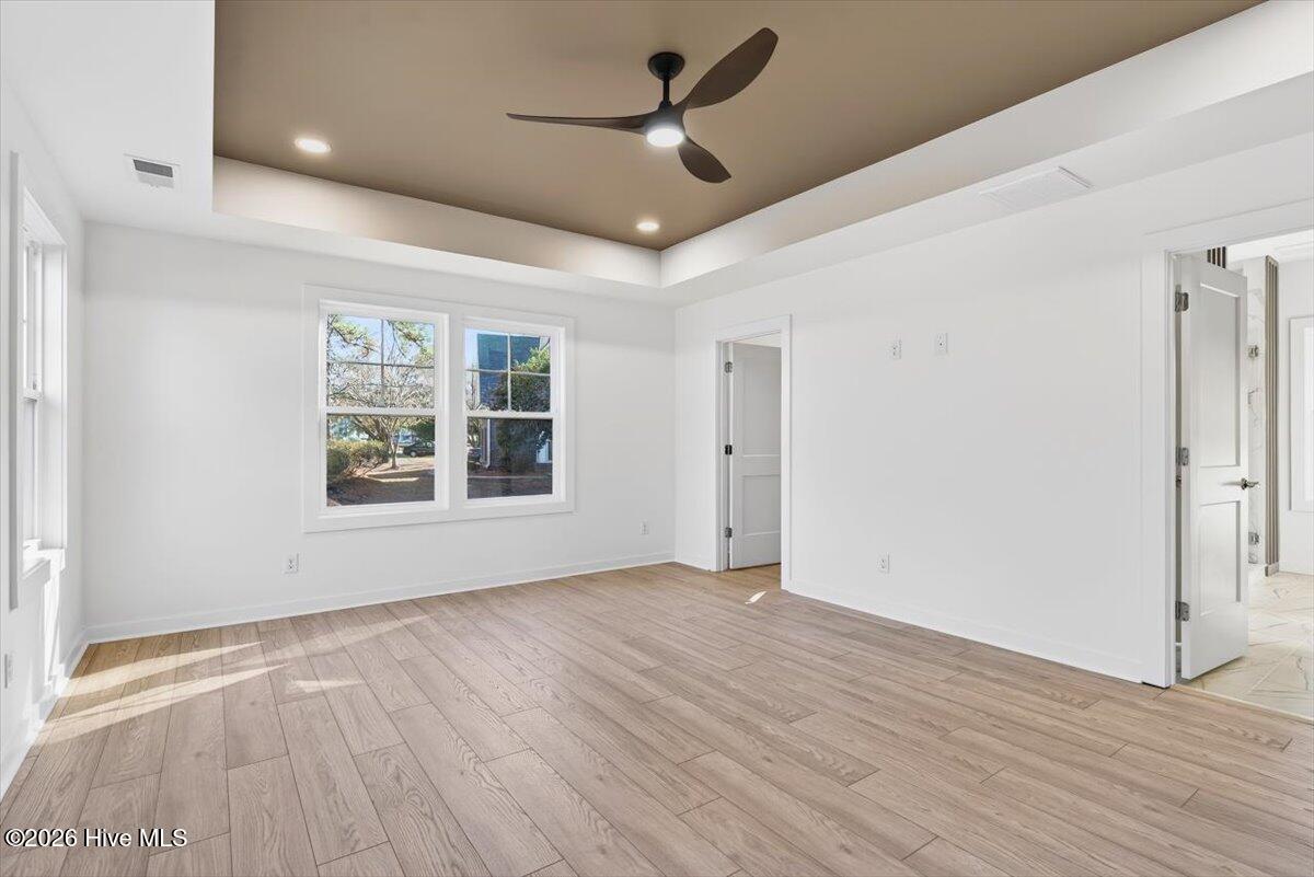 100508679 | Photo 11