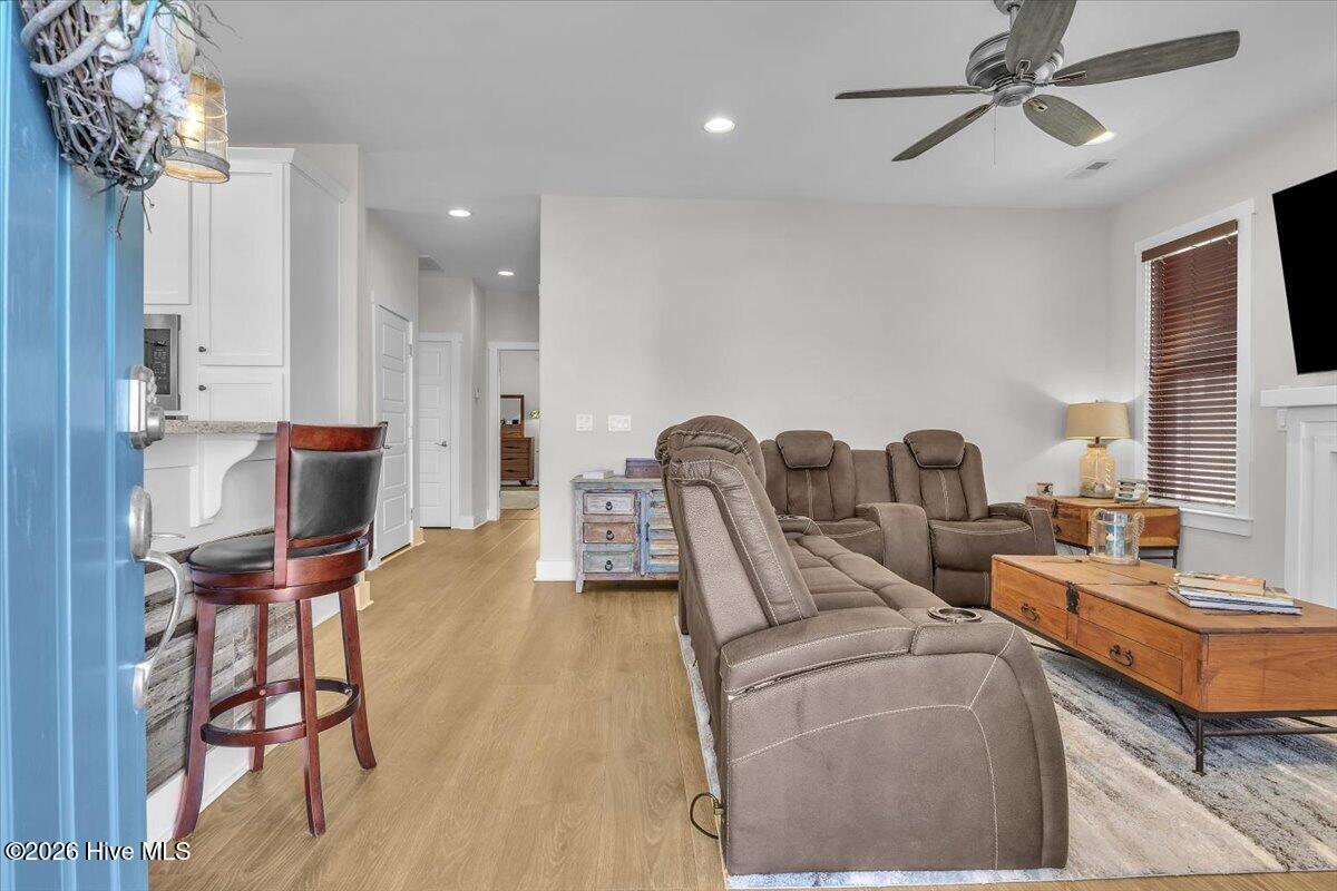 305 Ivy Lane, Carolina Beach, NC, 28428