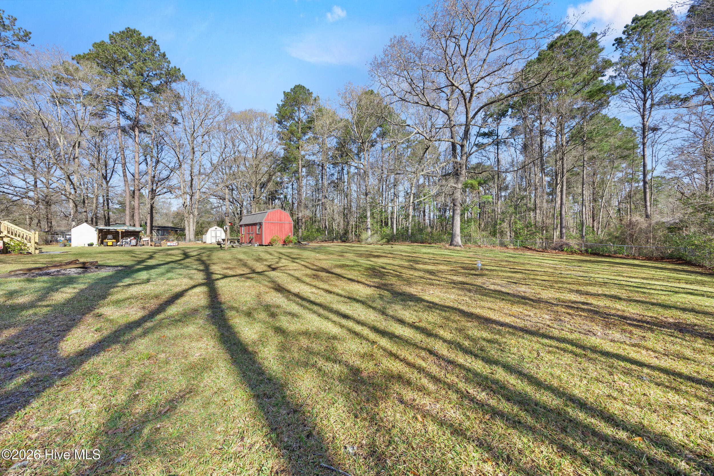 100560402 | Photo 40