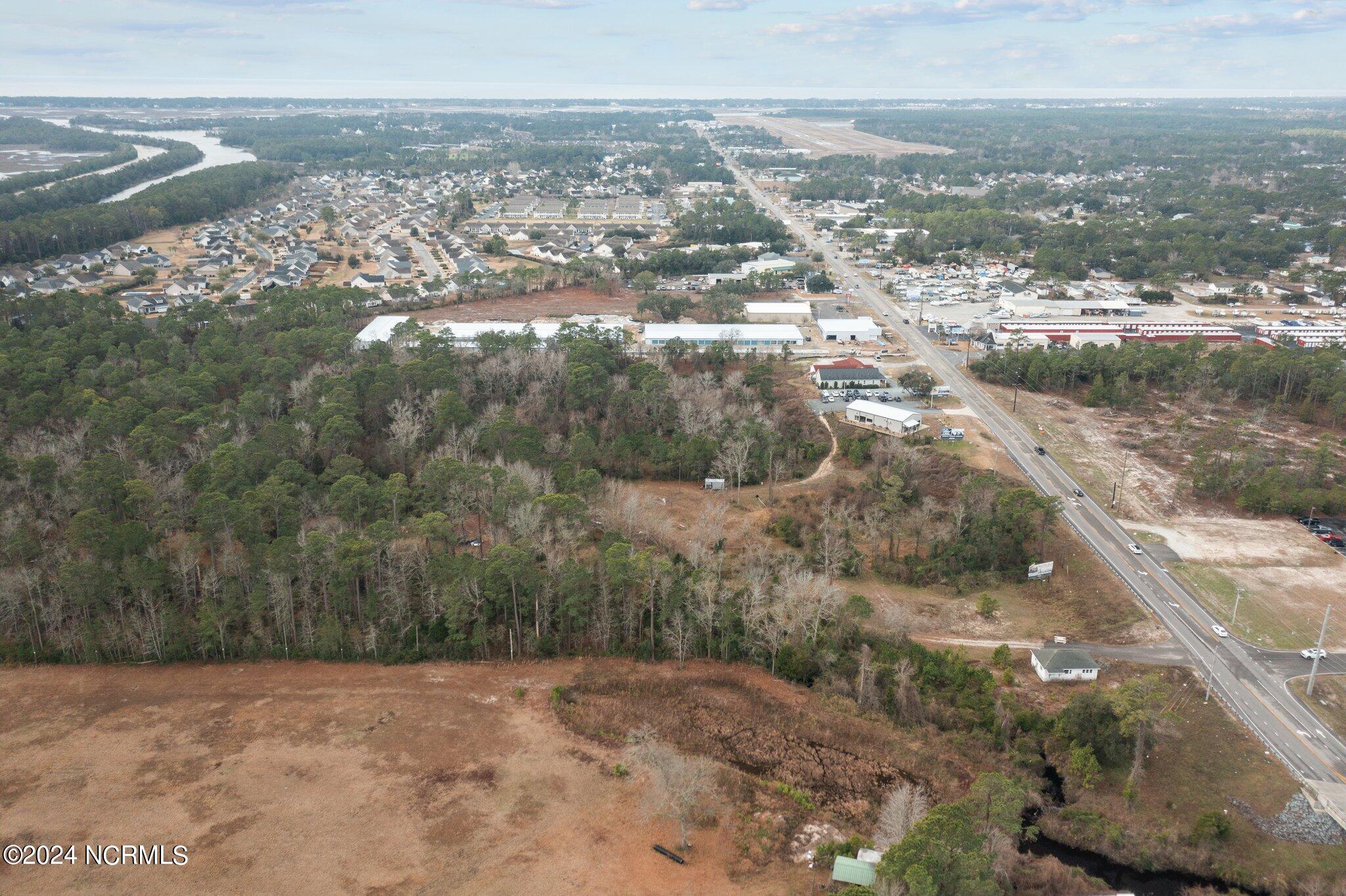 100461001 | Photo 18