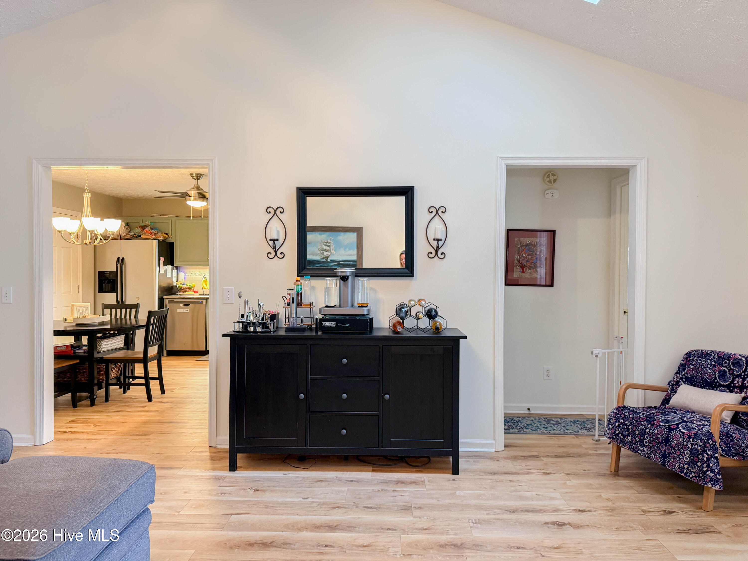 100556502 | Photo 69