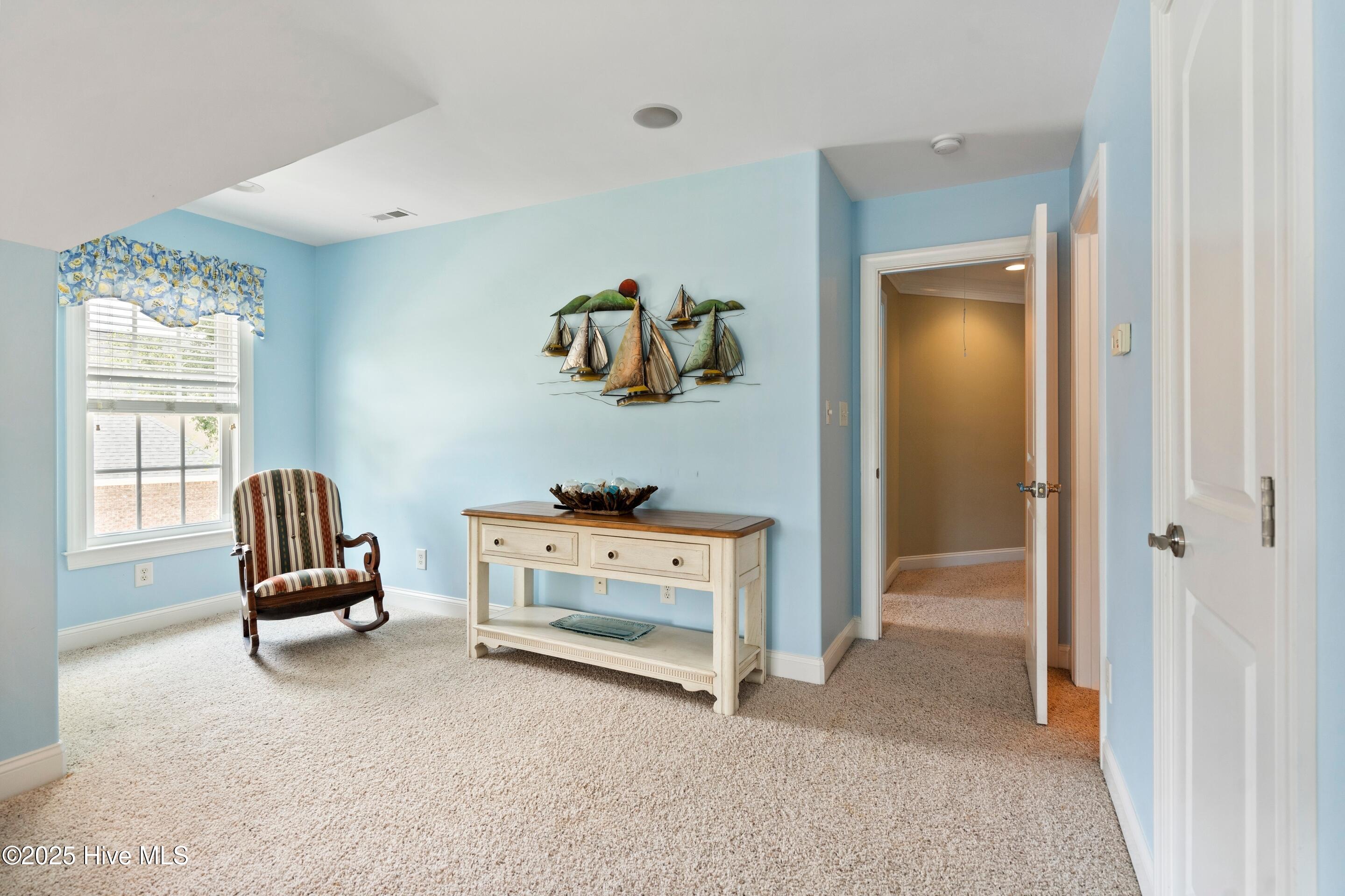 100518438 | Photo 49