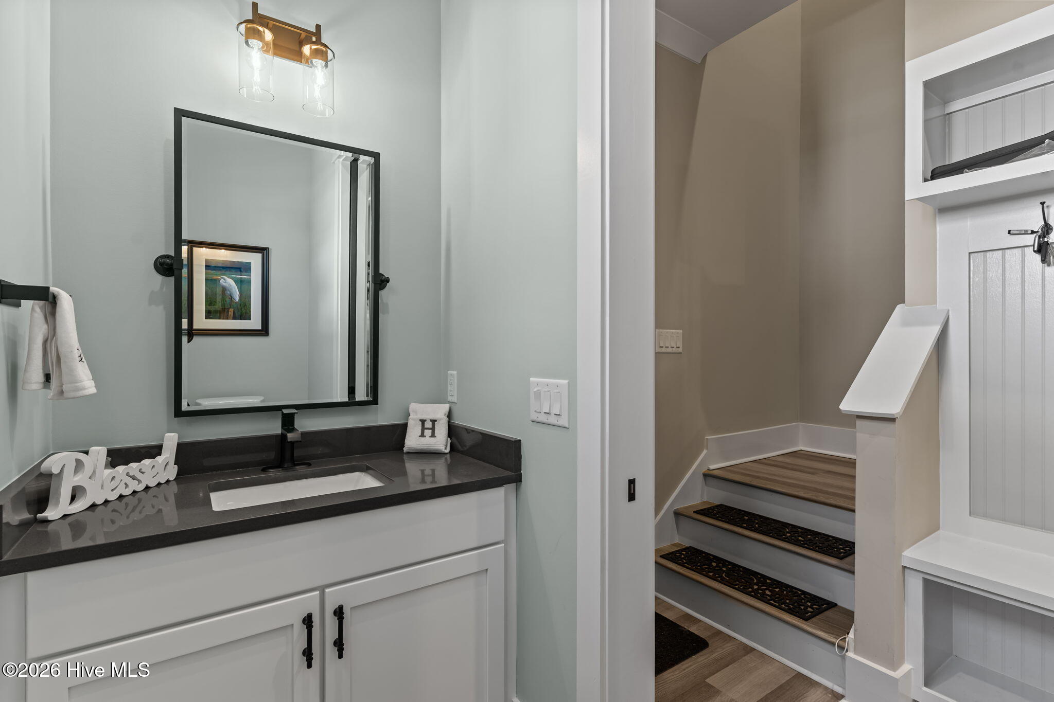 100554448 | Photo 27