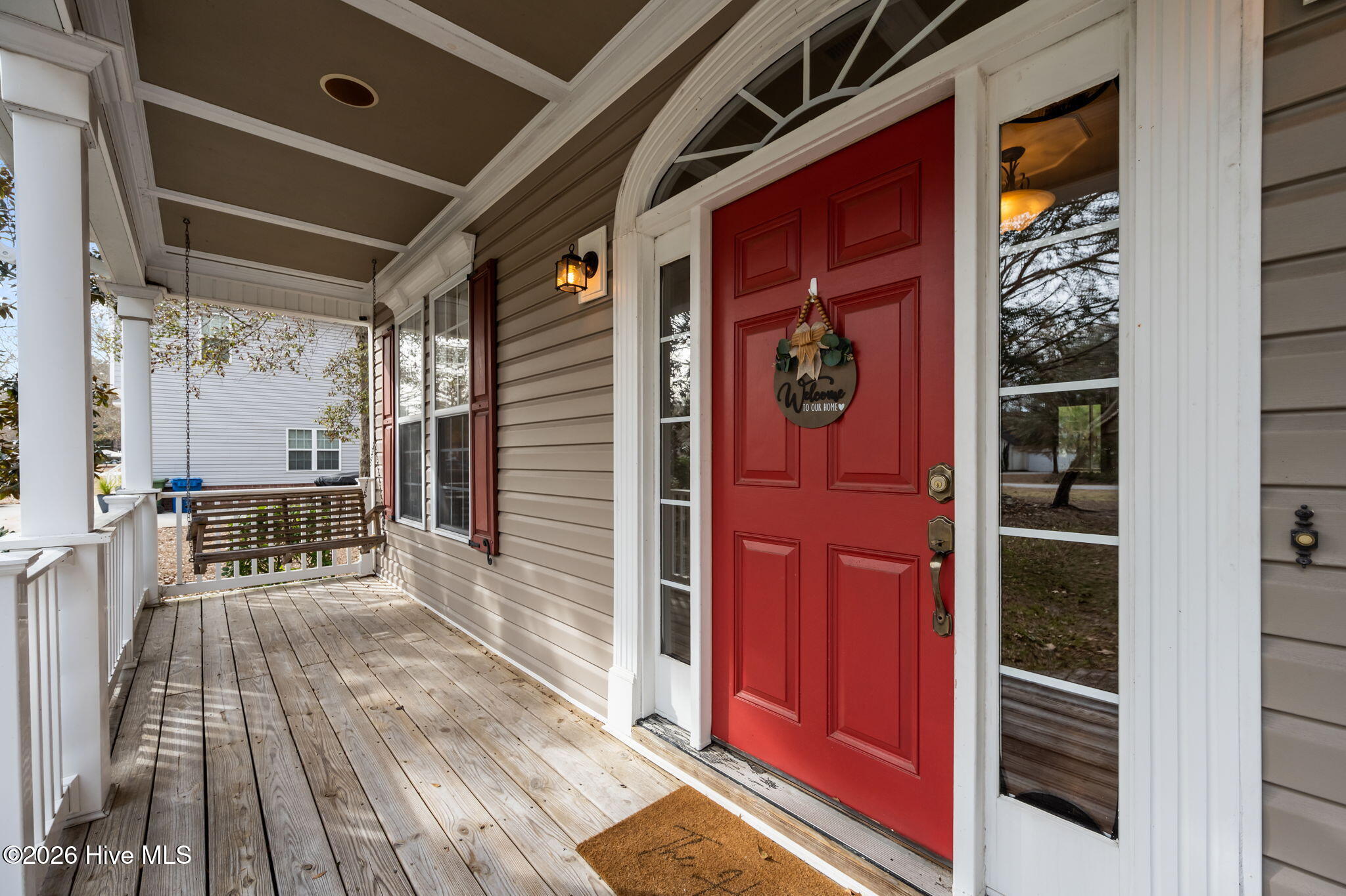 100552888 | Photo 32