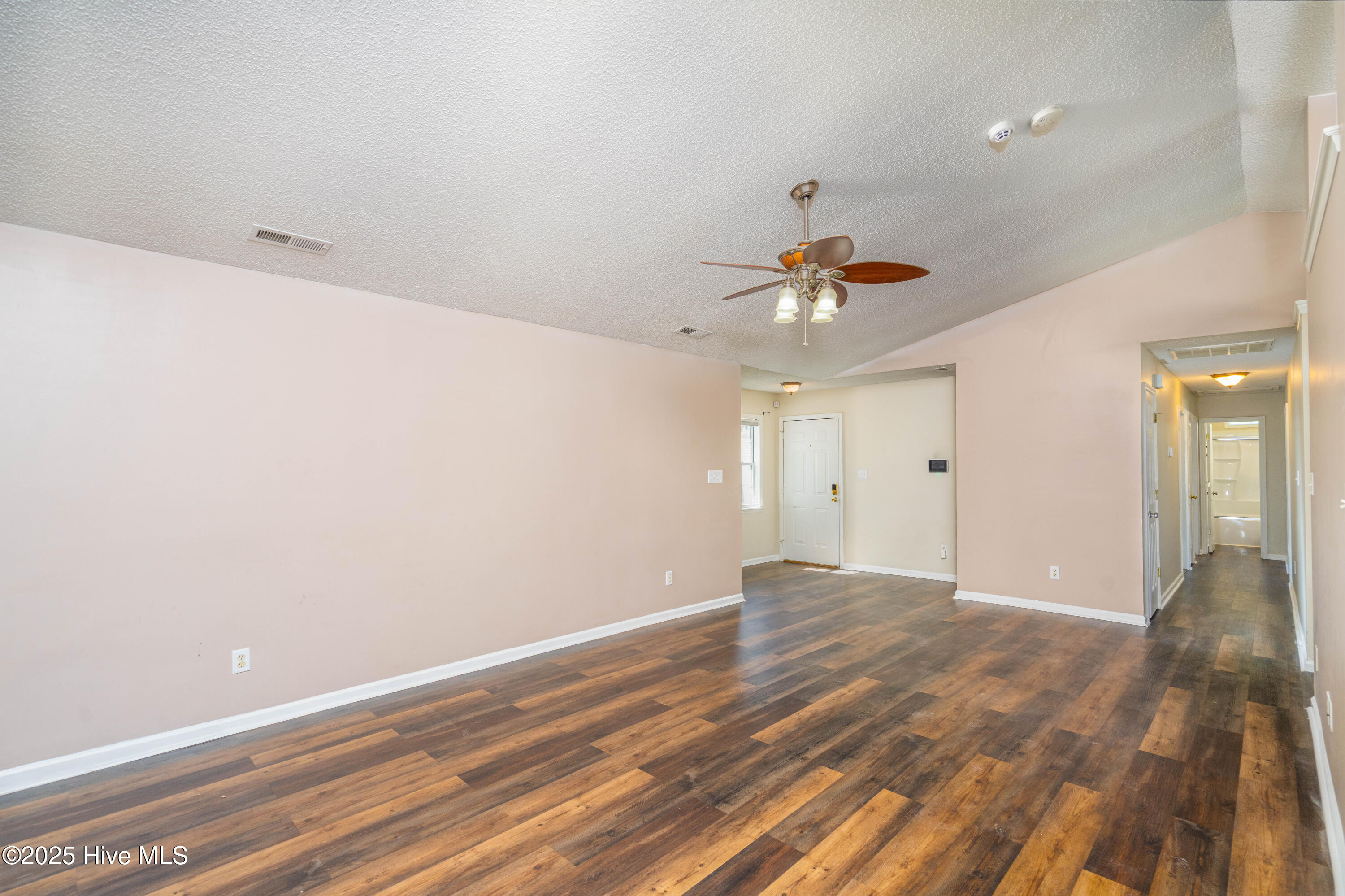 201 Brentcreek Cir-2