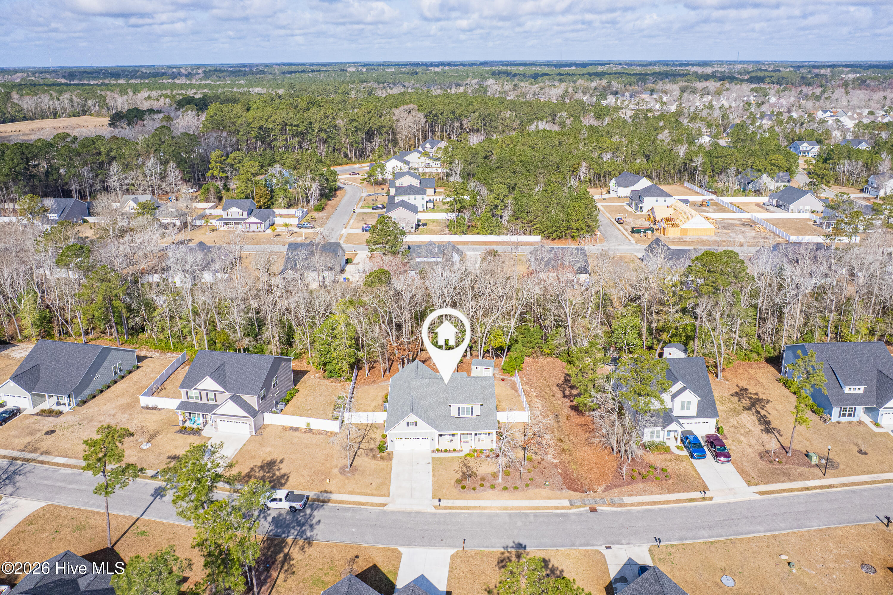 100561290 | Photo 48