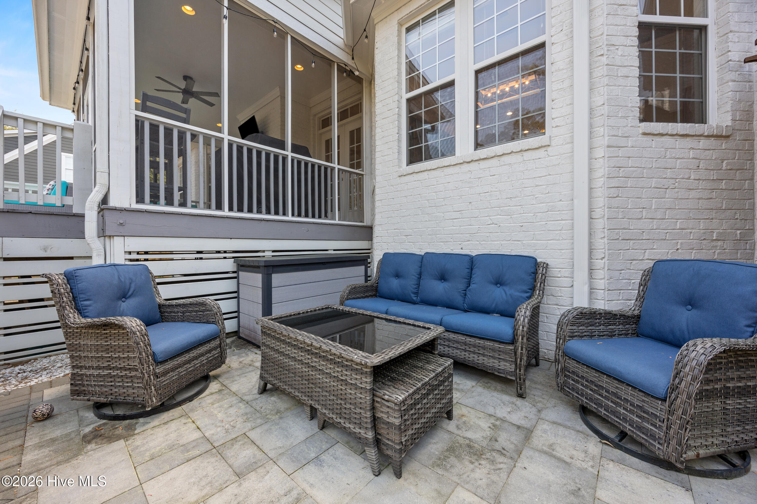 100565771 | Photo 58