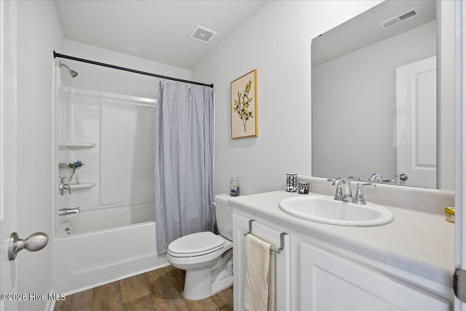 100549908 | Photo 21