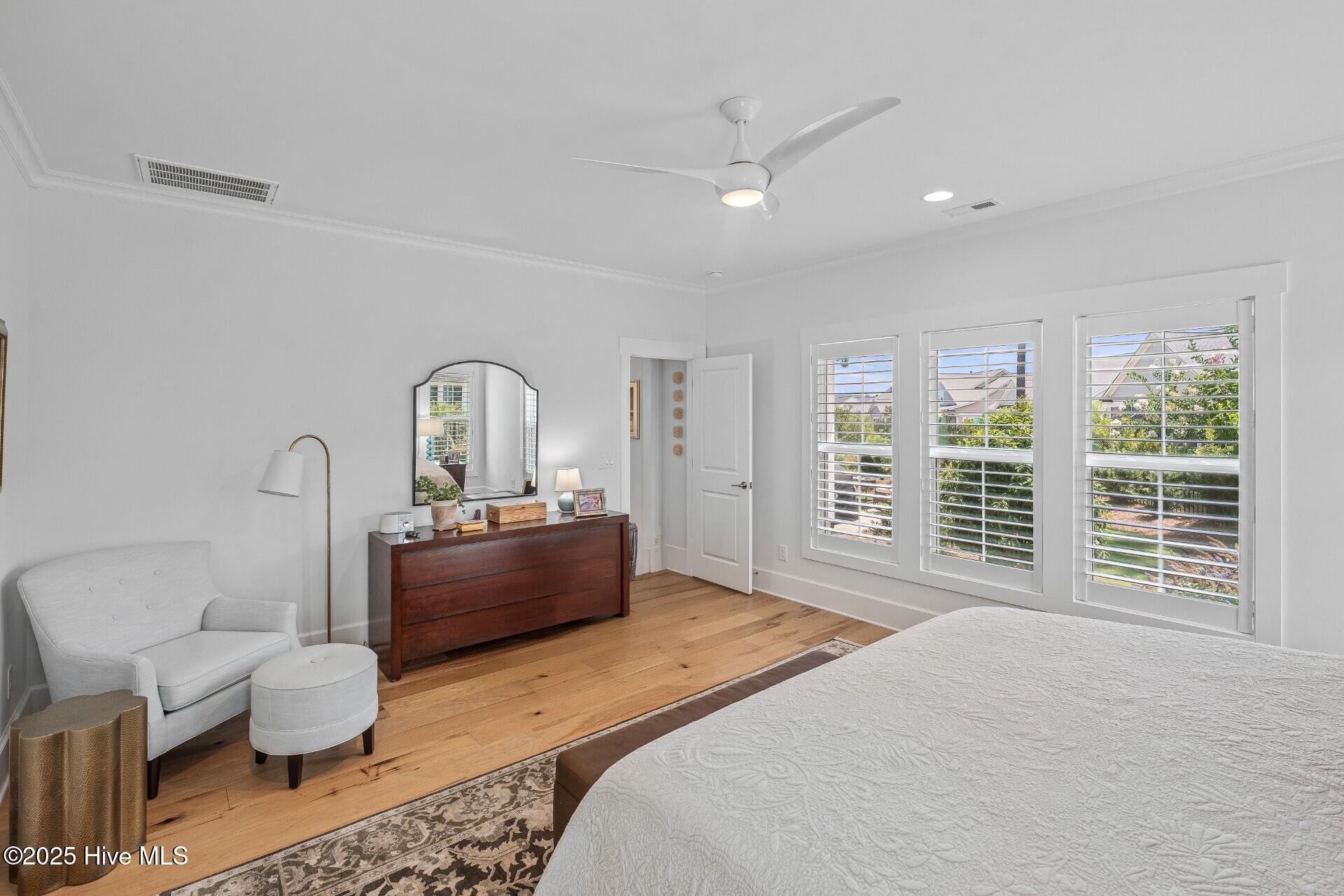 100542822 | Photo 18