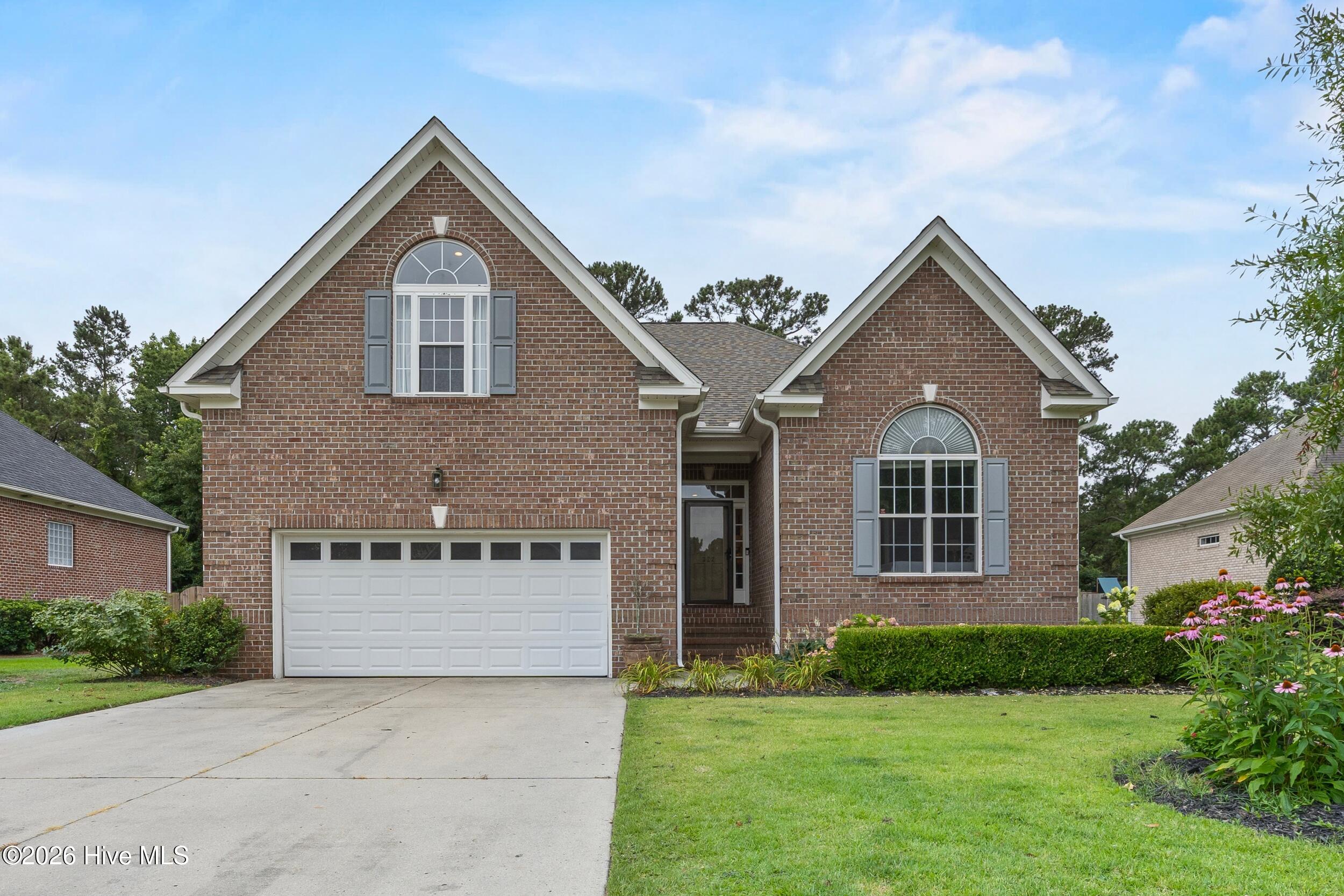 Listing photograph for 322 Lockerby Lane, Wilmington, NC 28411