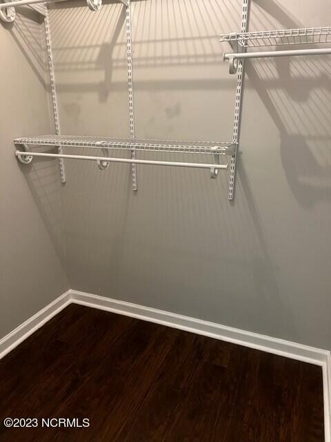 100540401 | Photo 14