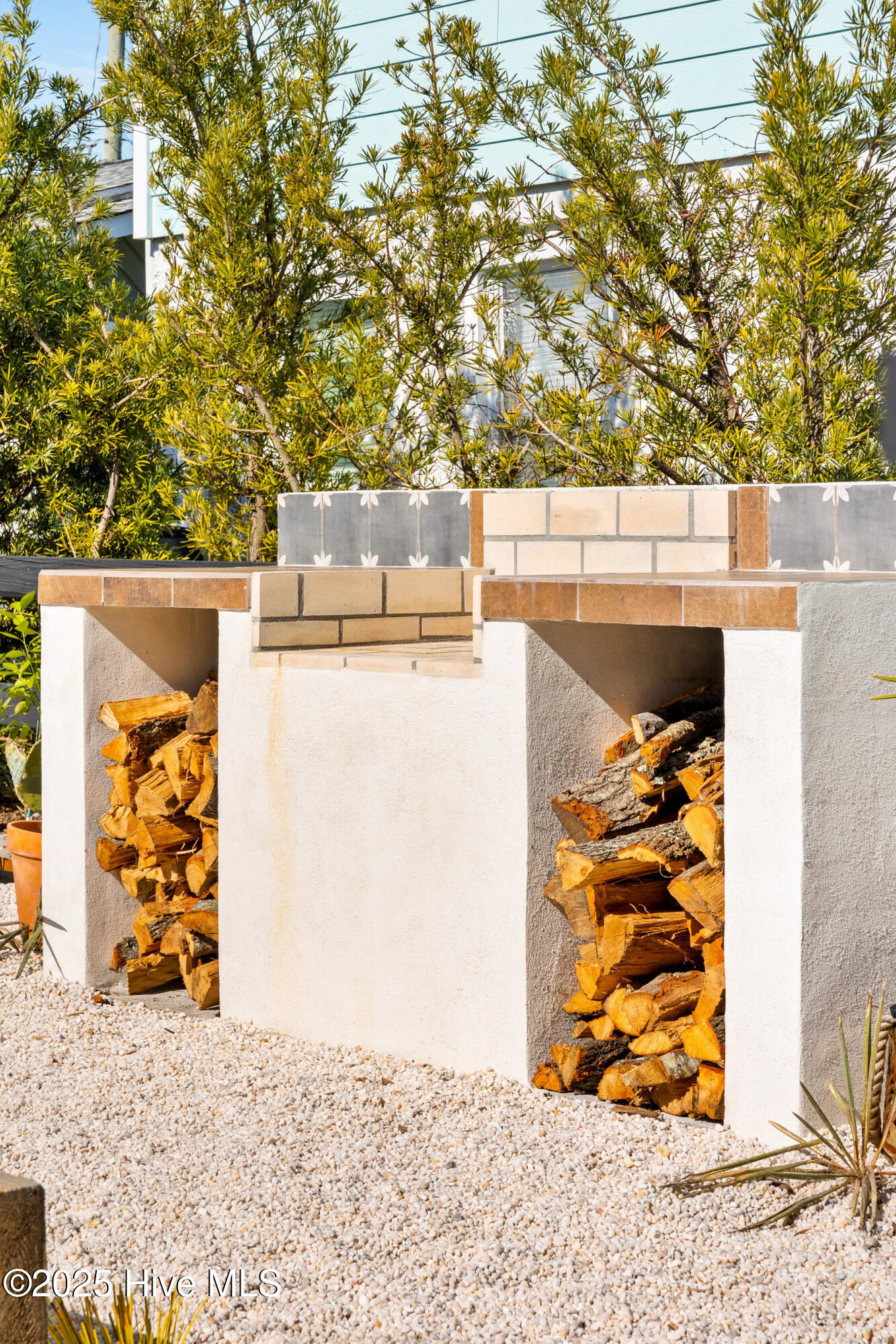 100540580 | Photo 64