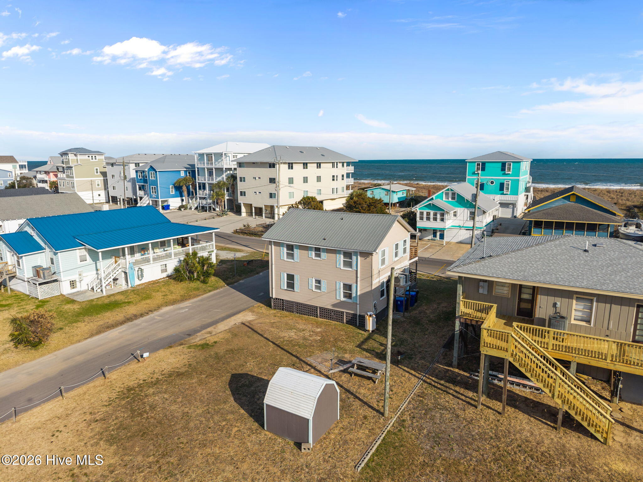 100552359 | Photo 72