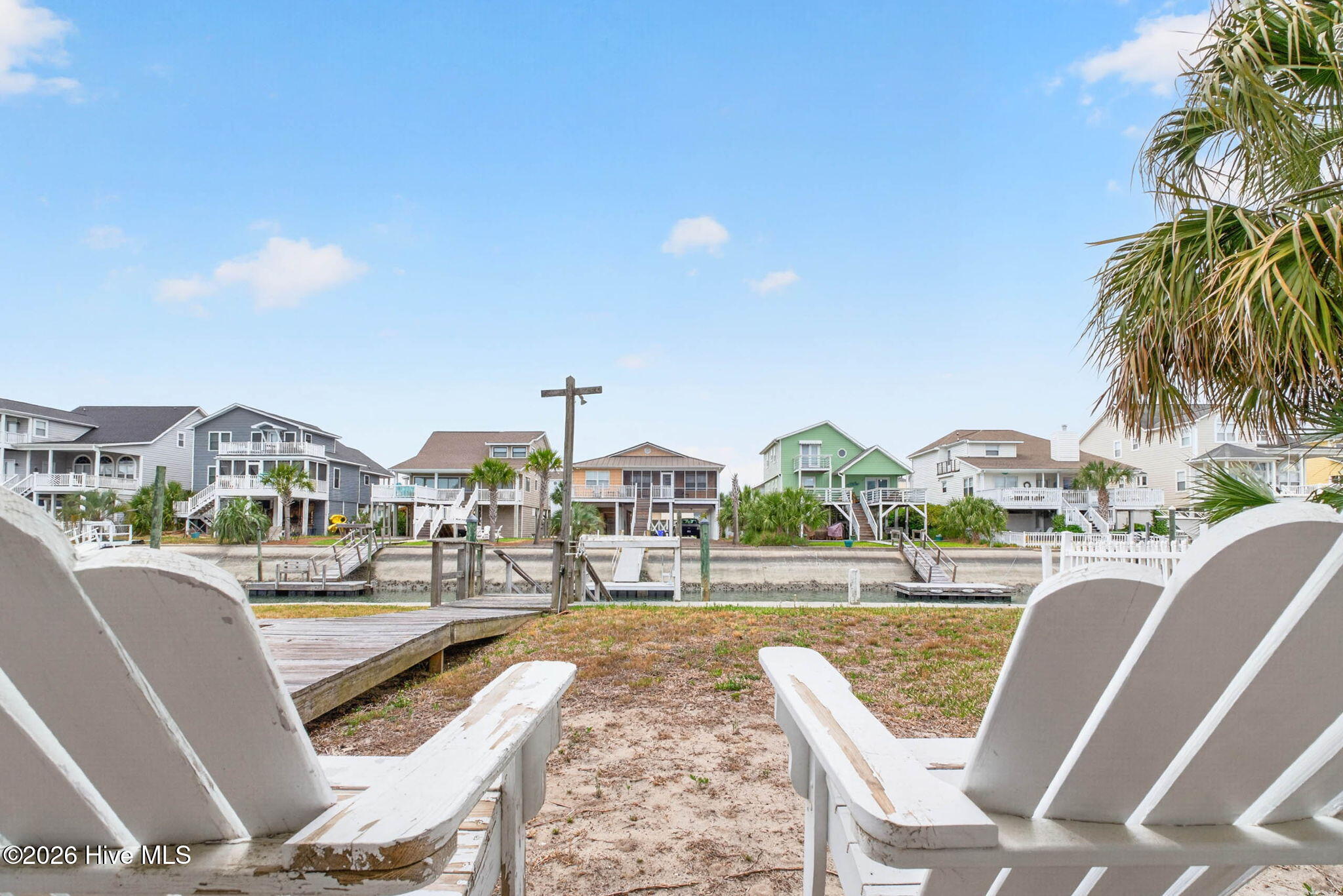 100570658 | Photo 59