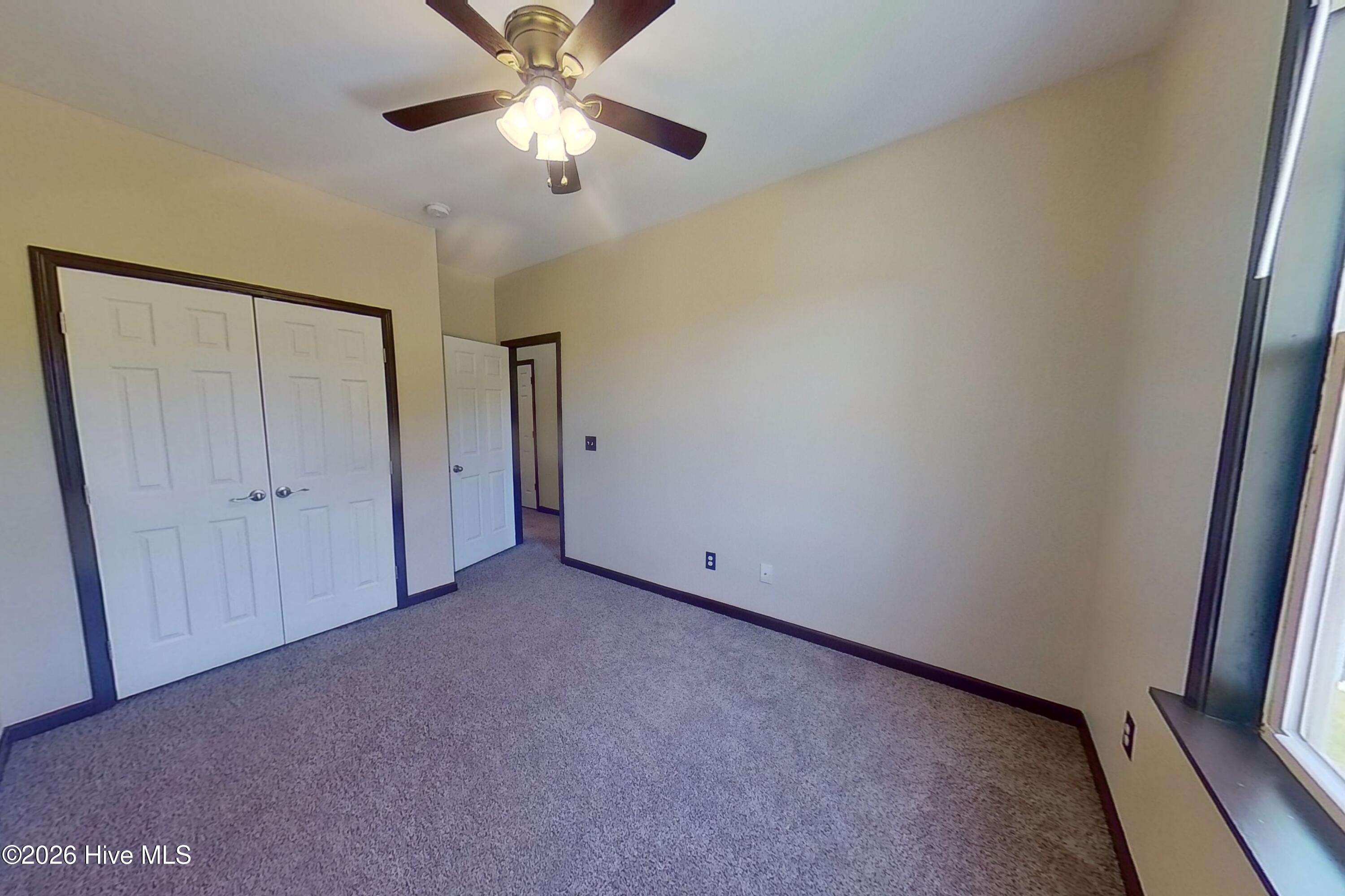 100554824 | Photo 22