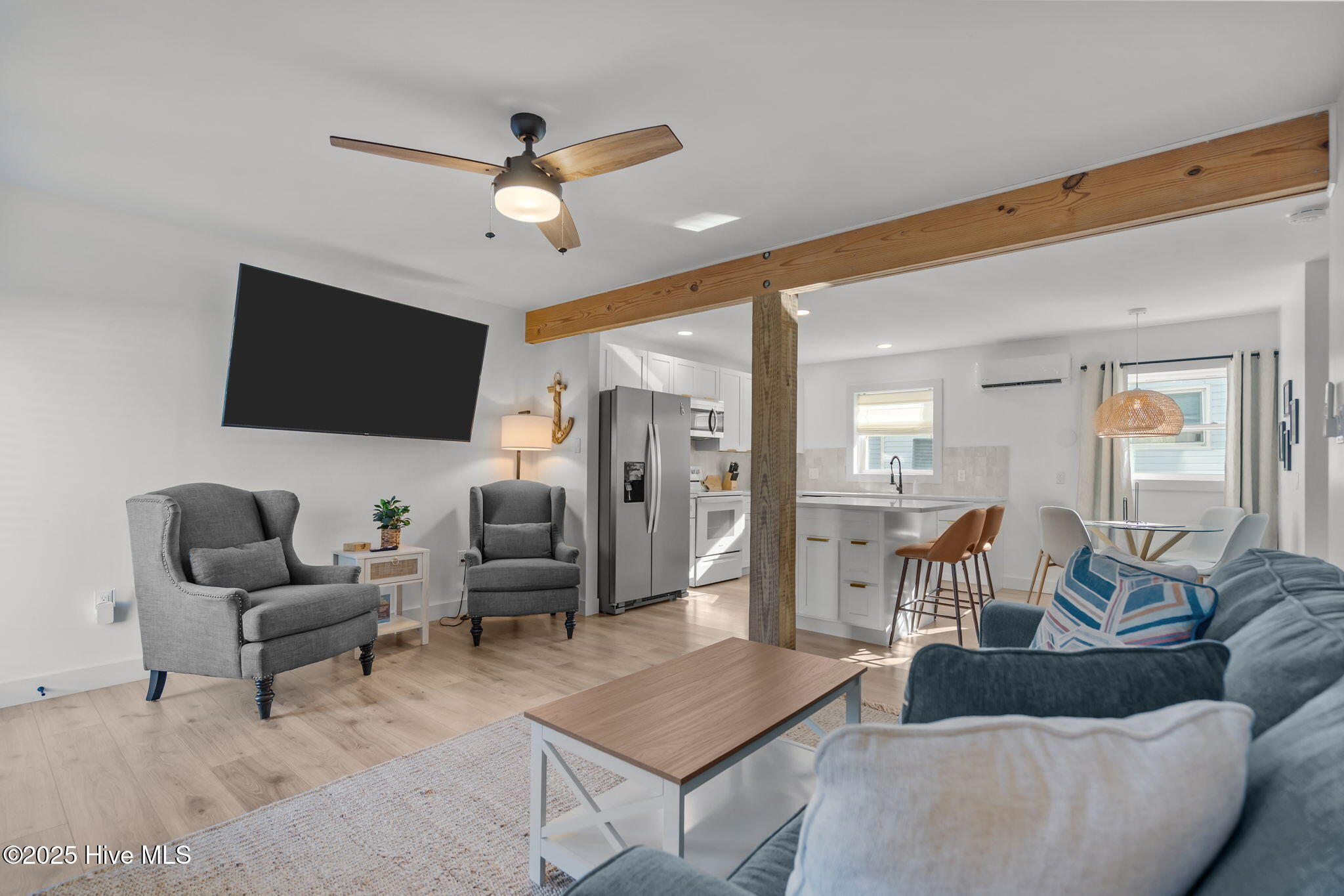 100541863 | Photo 39