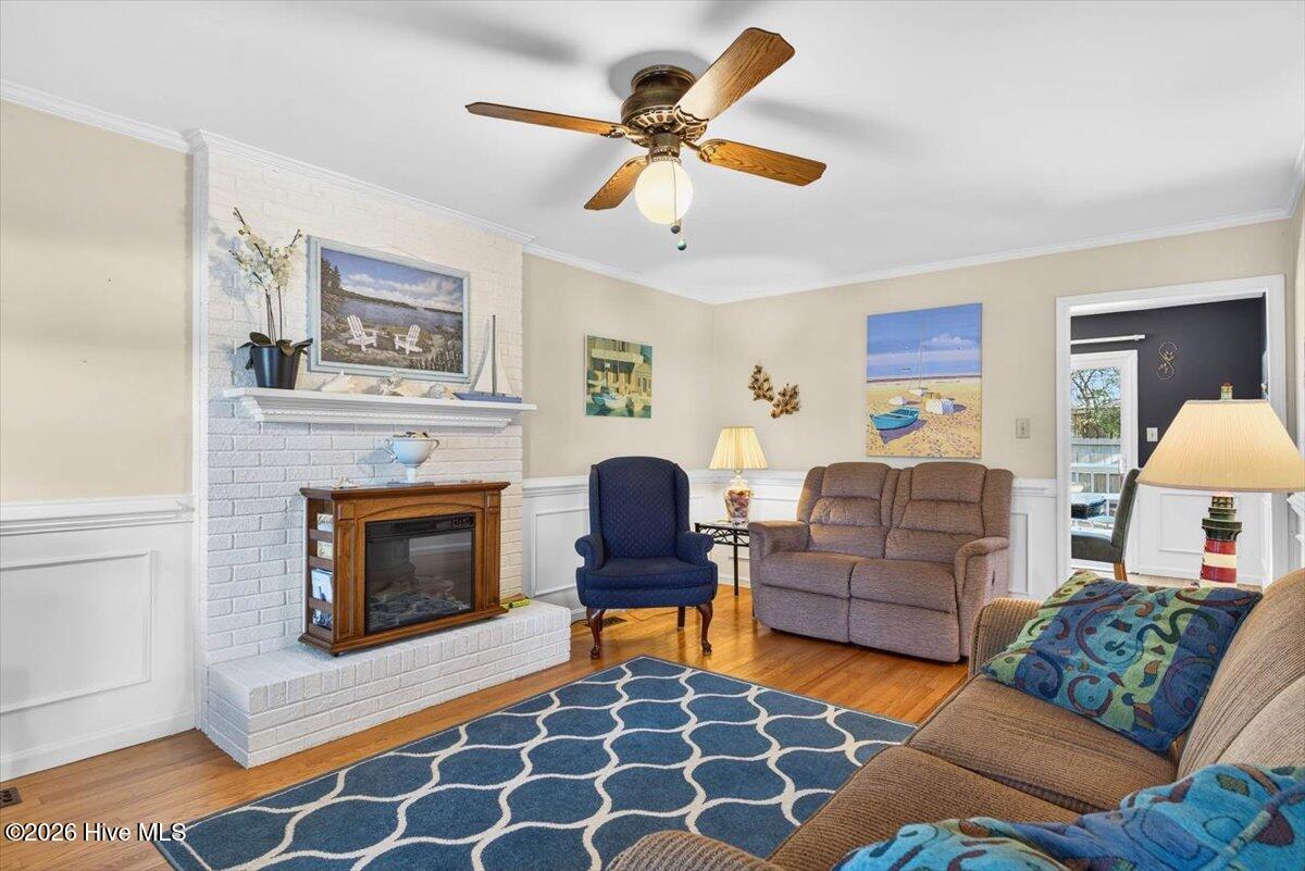 100549781 | Photo 16