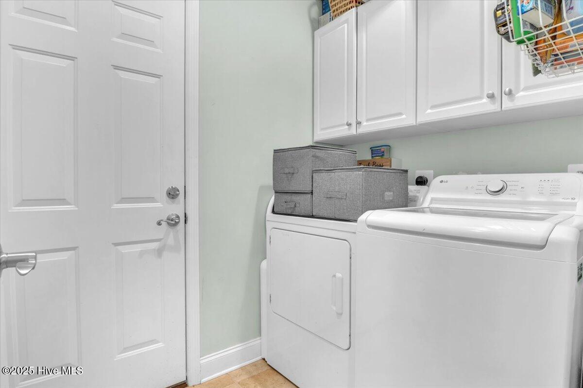 100544384 | Photo 23