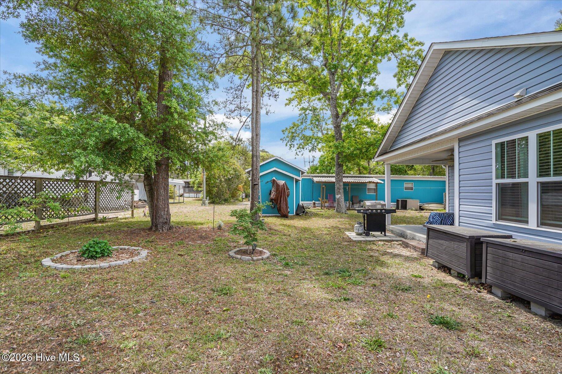 100570645 | Photo 33