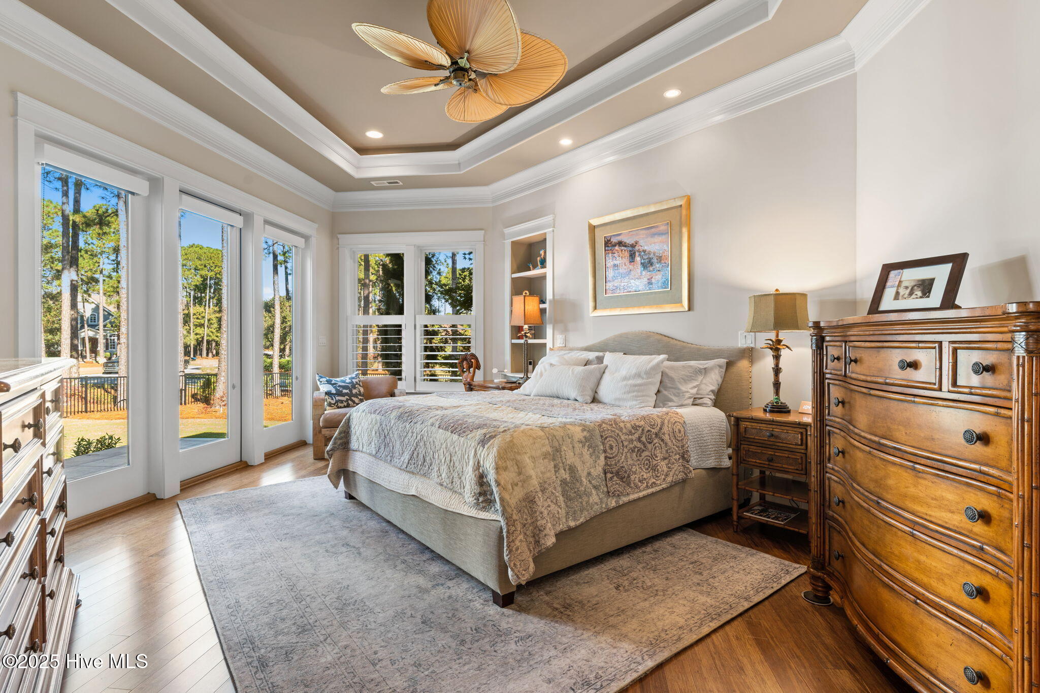 100540302 | Photo 34