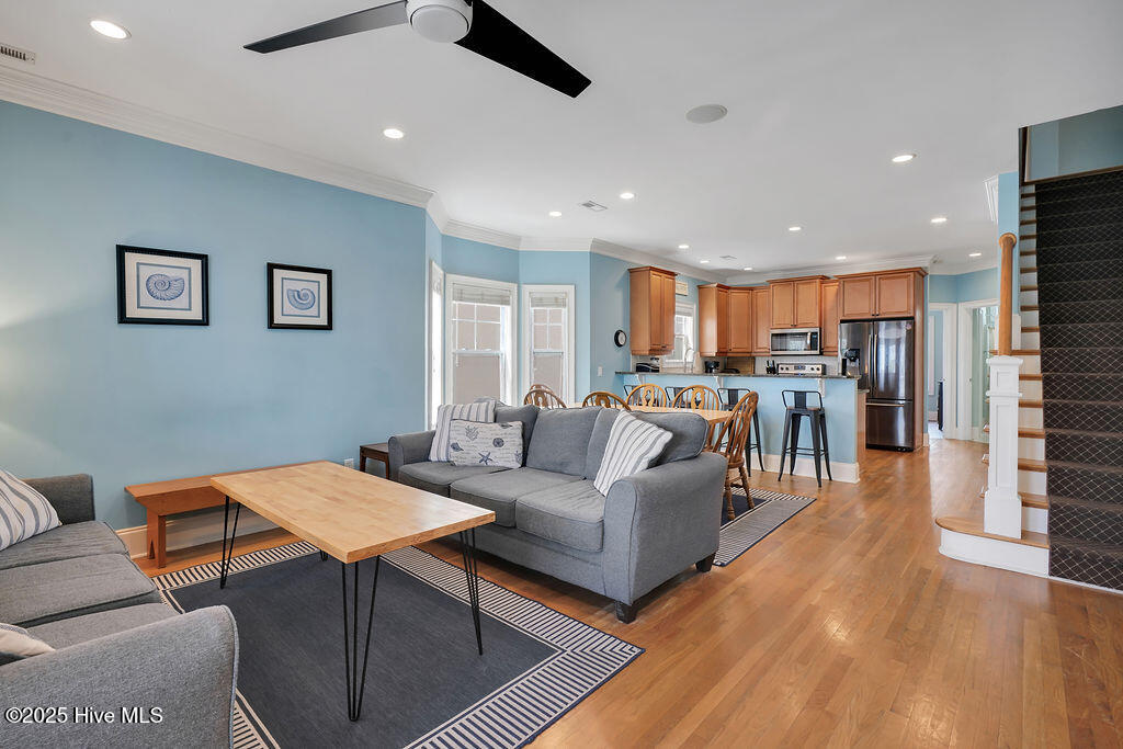 100531453 | Photo 22