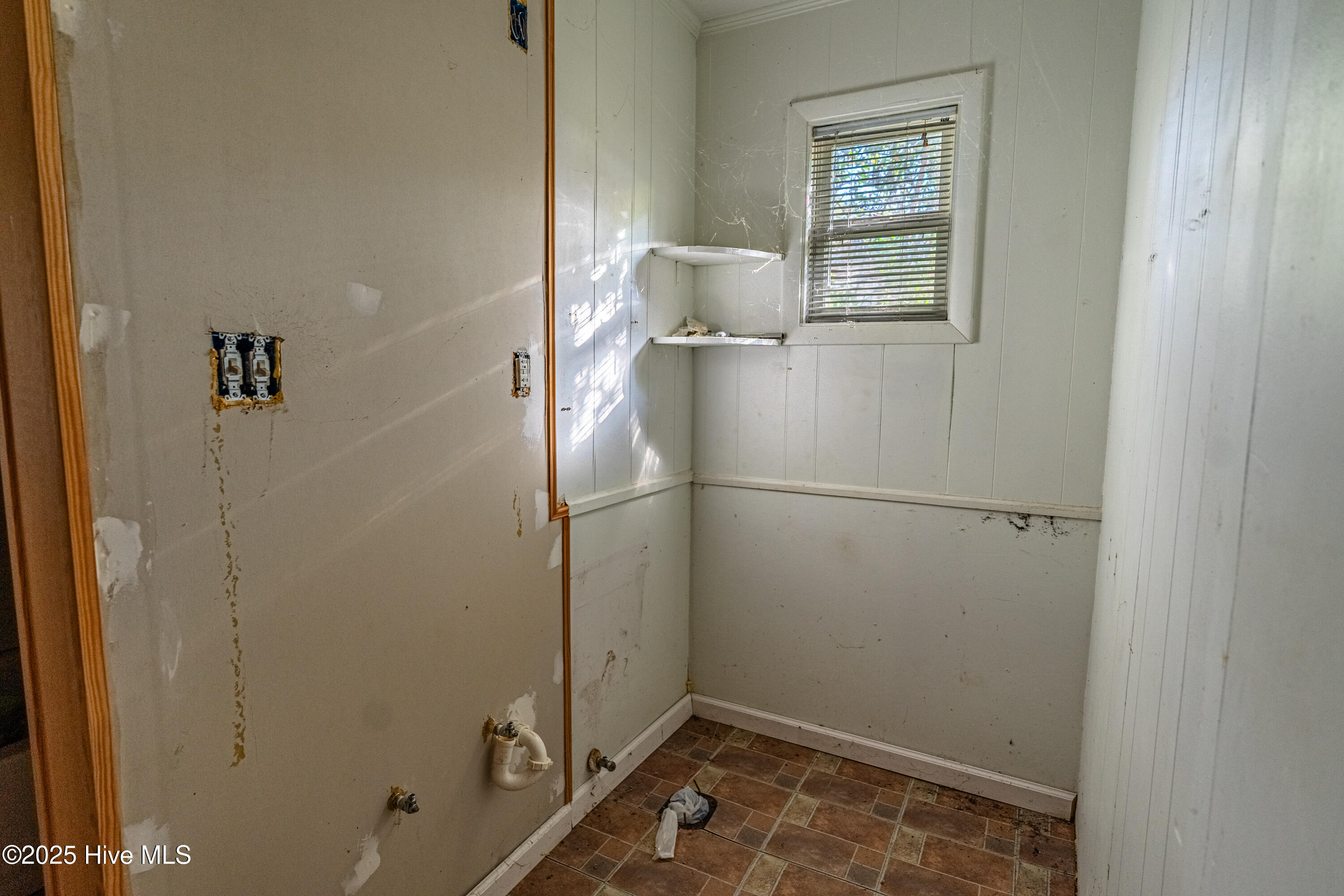 Homes for sale in Chadbourn, NC | 402 E 2nd Ave, Chadbourn, NC 28431 | MLS# 100543633