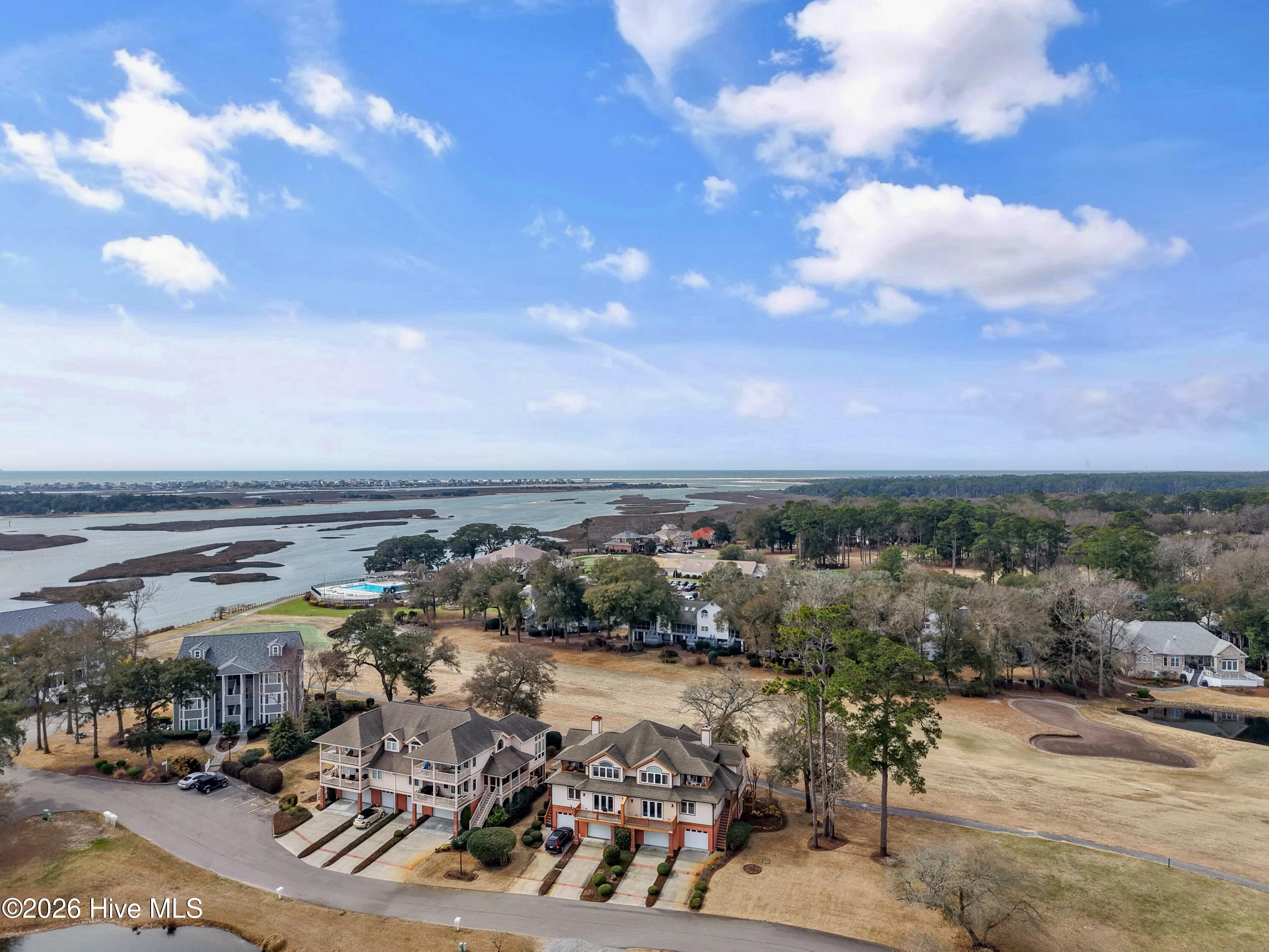 100557427 | Photo 67