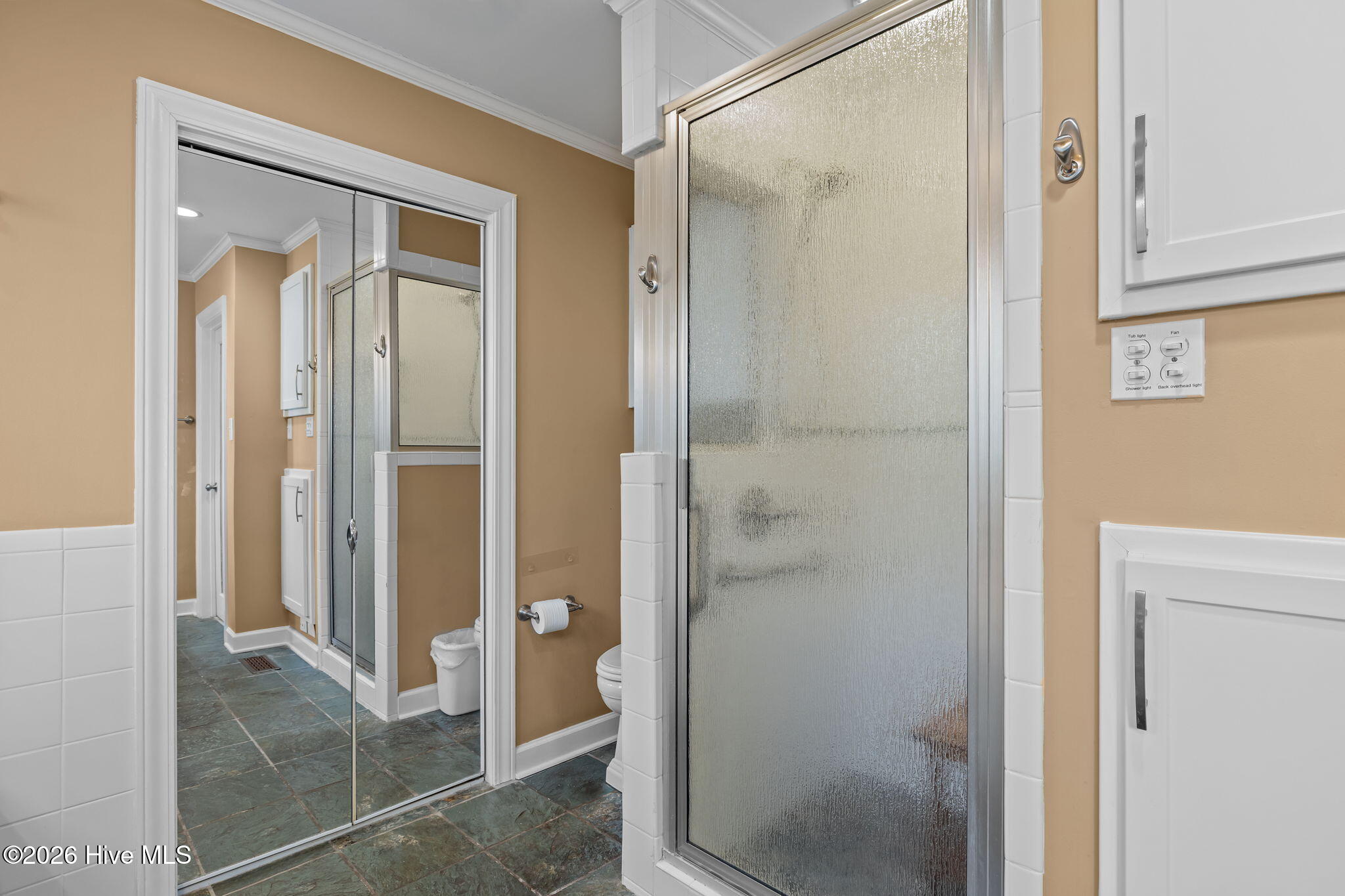 100551072 | Photo 40