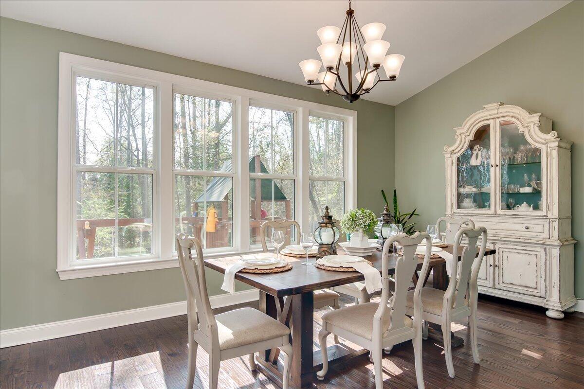 245 Oakbrook Drive
